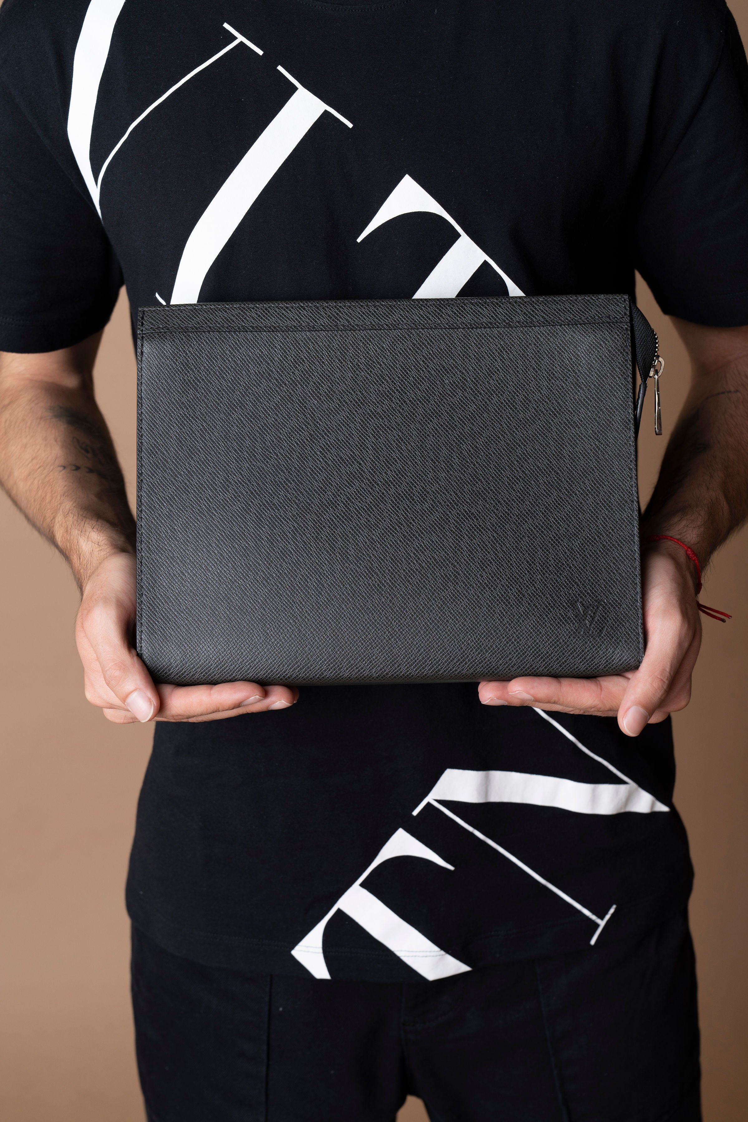 Louis Vuitton Taiga Pochette Voyage MM
