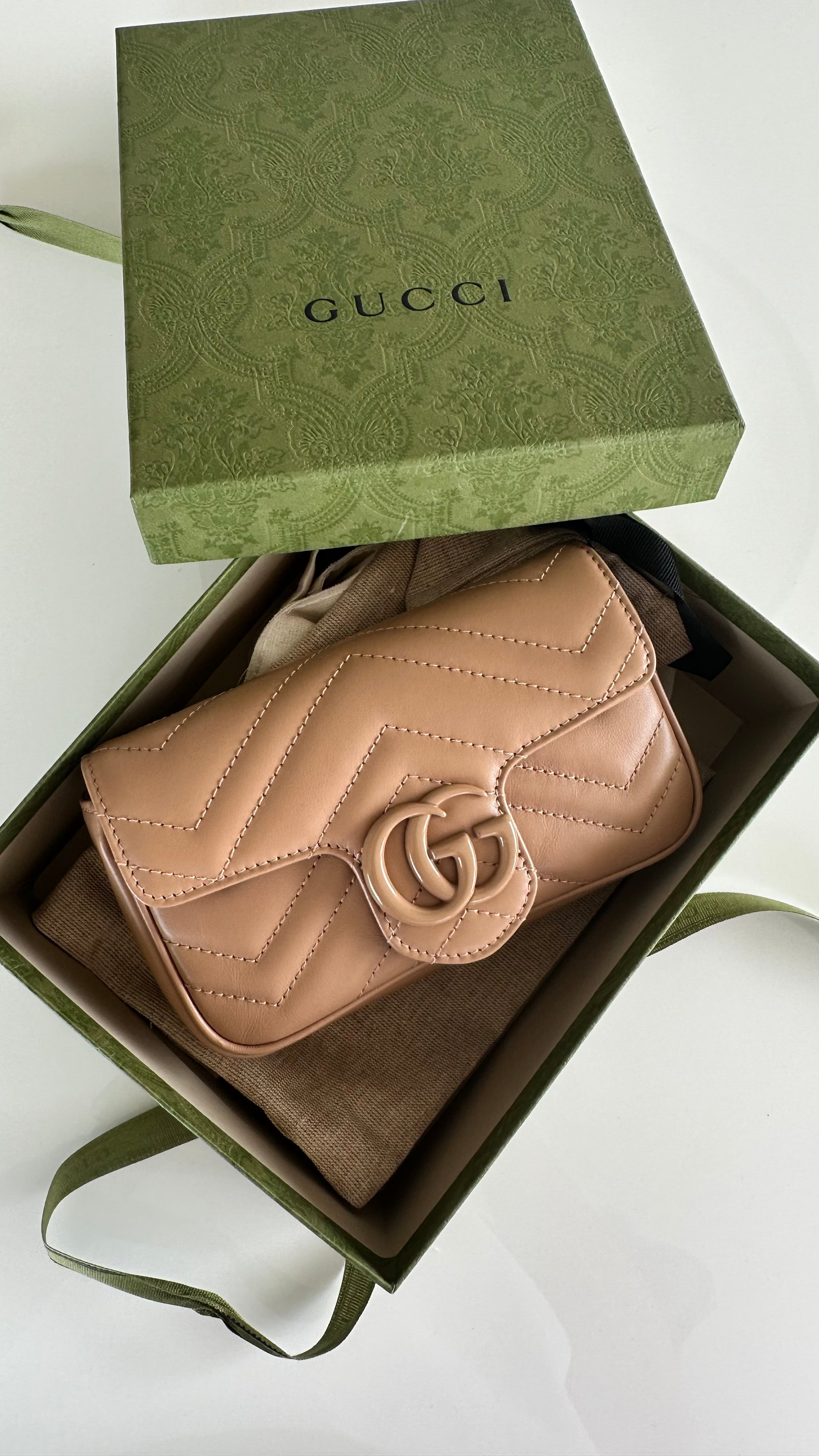 Gucci GG Marmont Mini