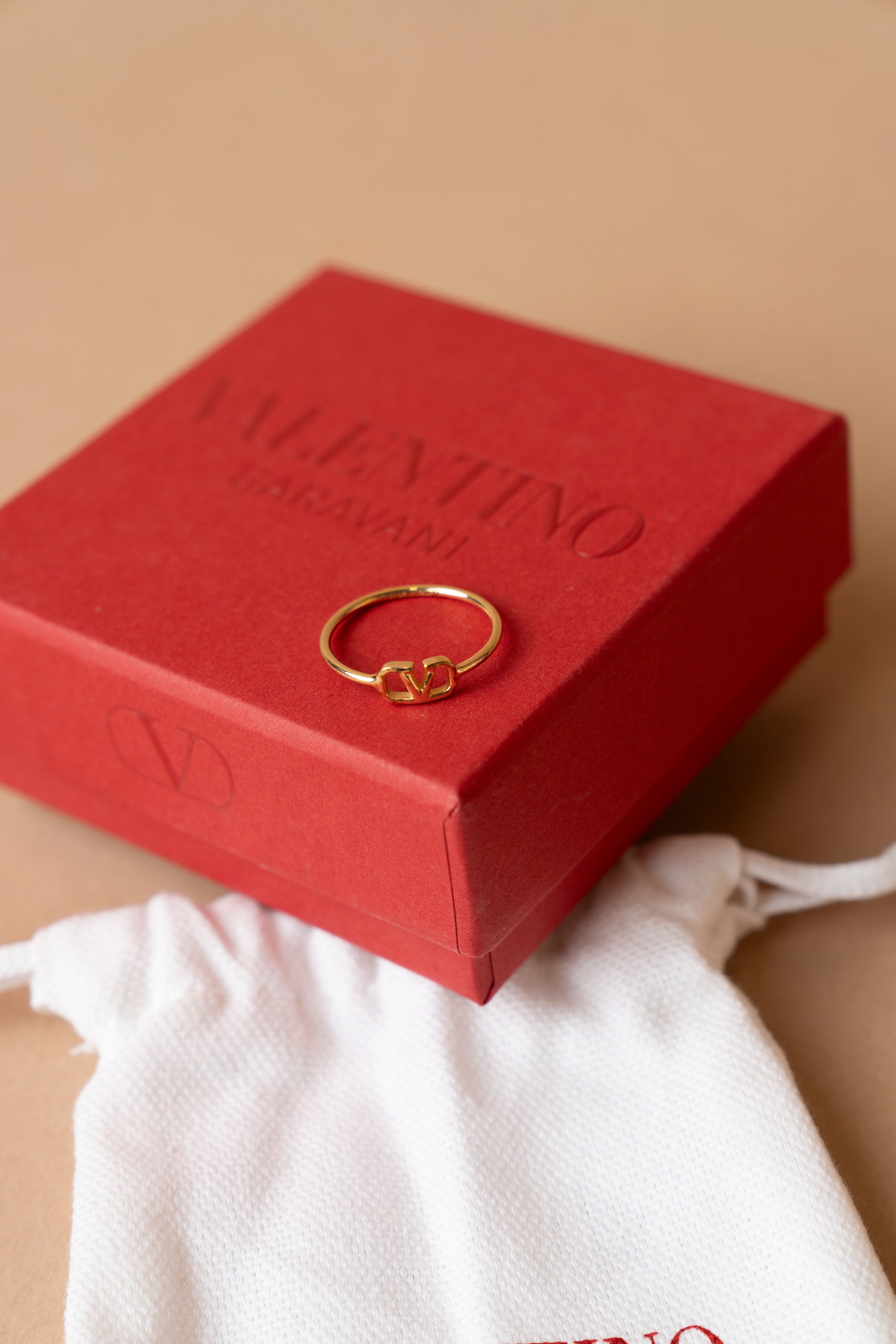 Valentino Garavani Signature Metal Ring