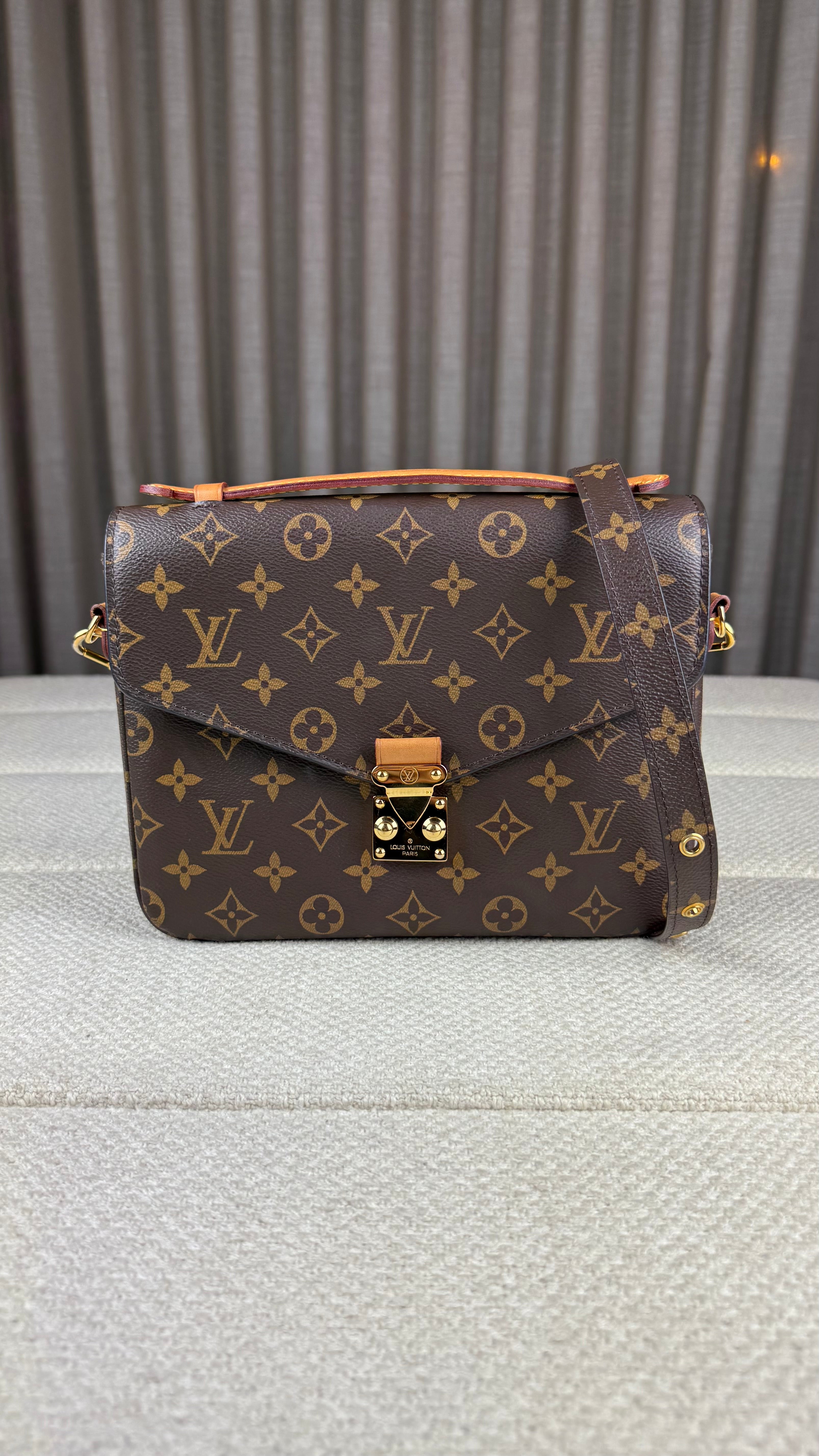 Louis Vuitton Metis