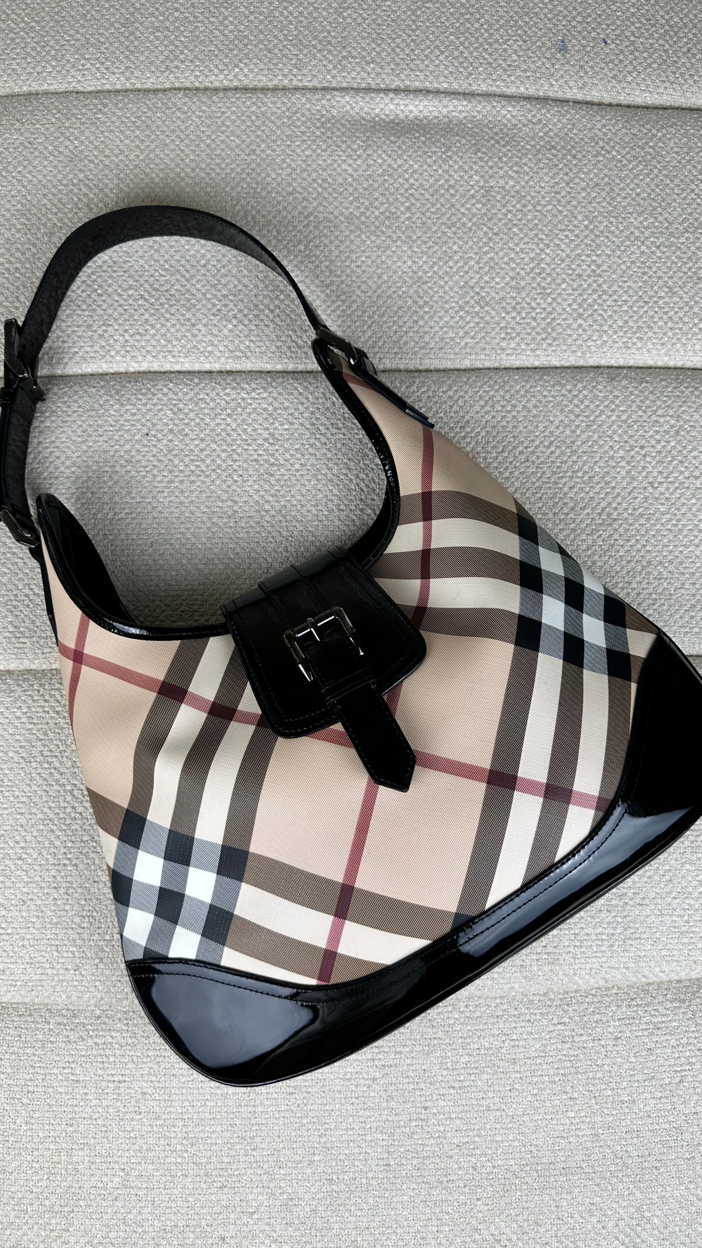 Burberry hobo