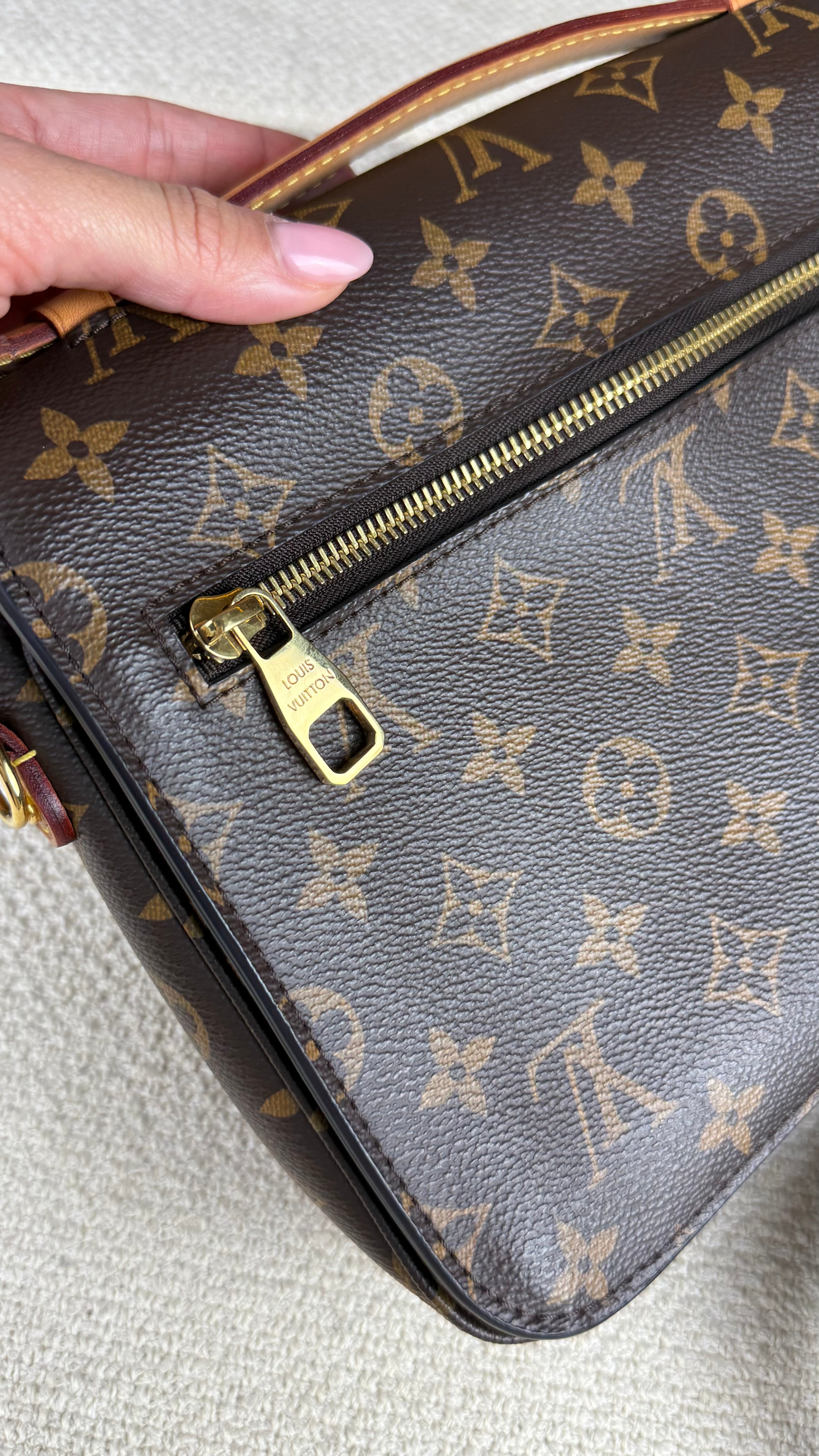 Louis Vuitton Metis