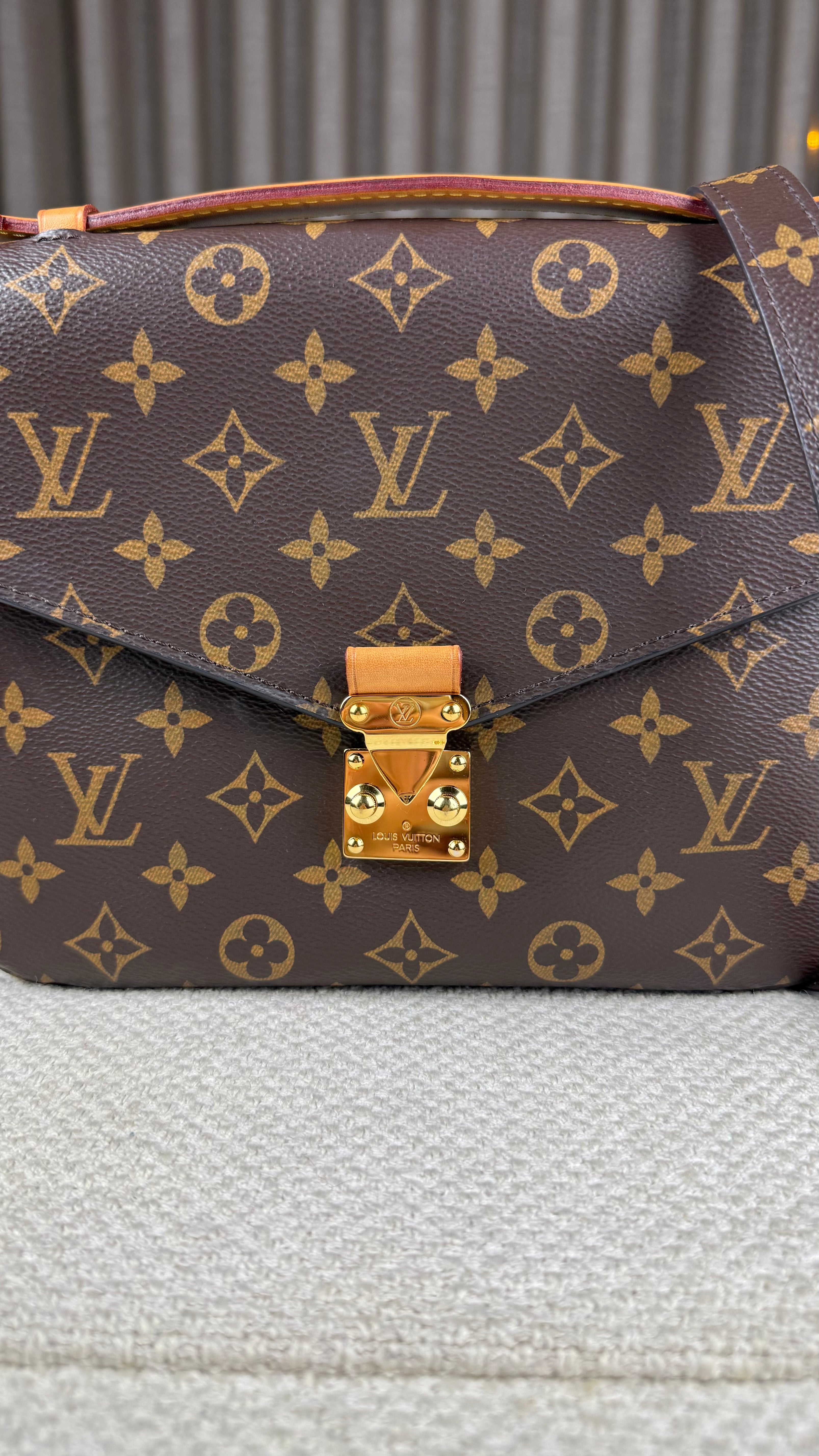 Louis Vuitton Metis