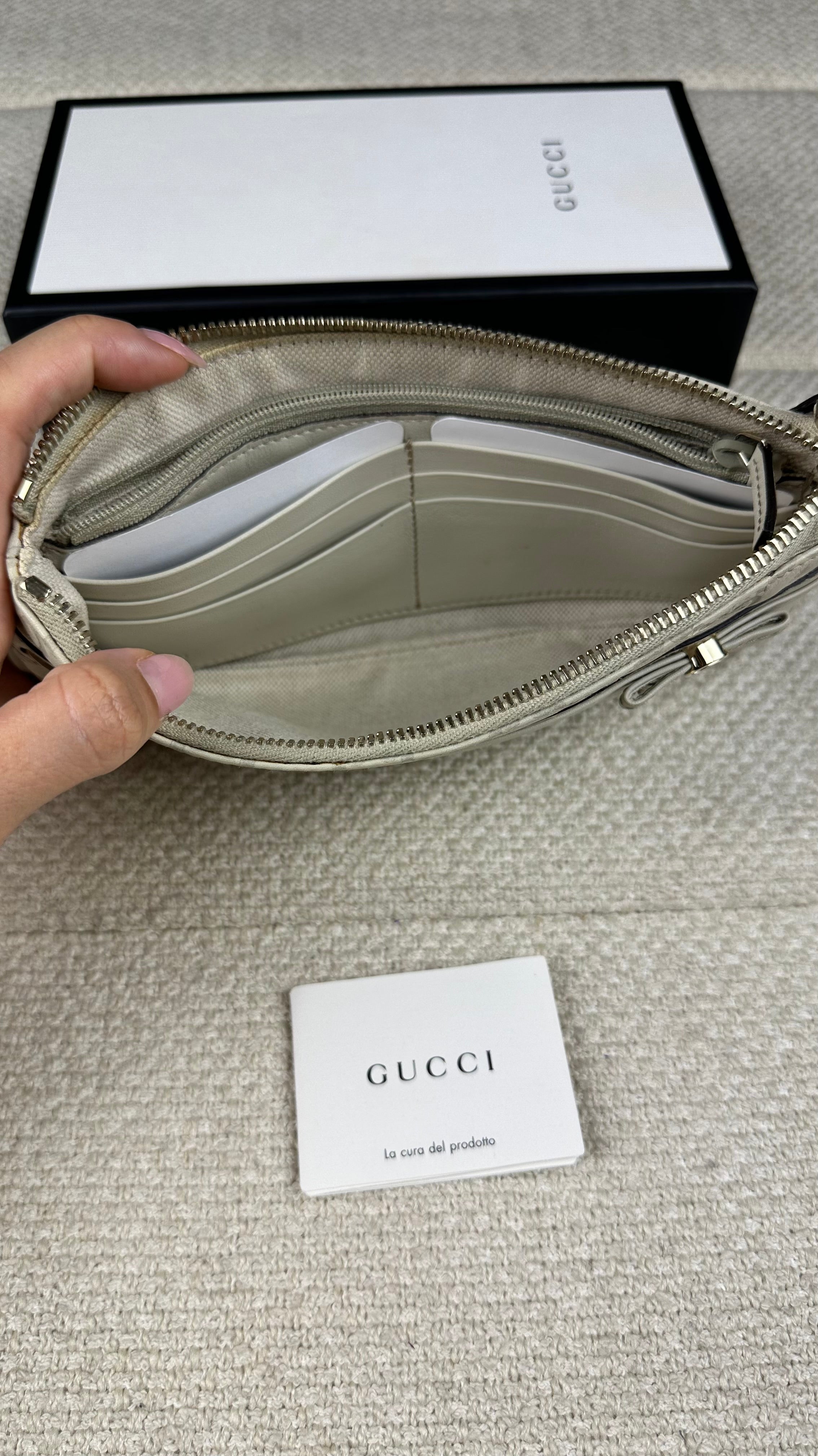 Gucci leather pouch