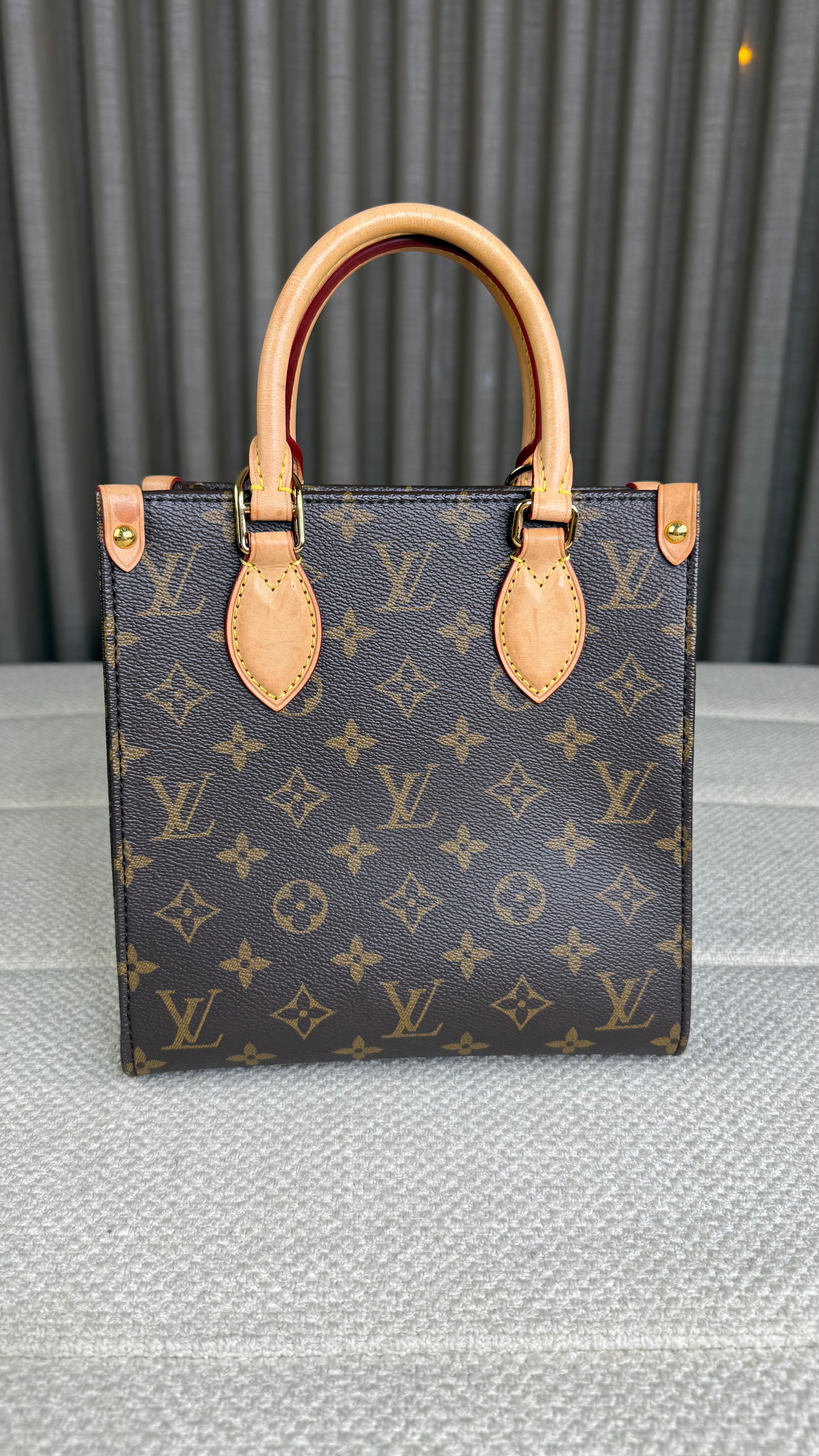 Louis Vuitton Sac Plat BB