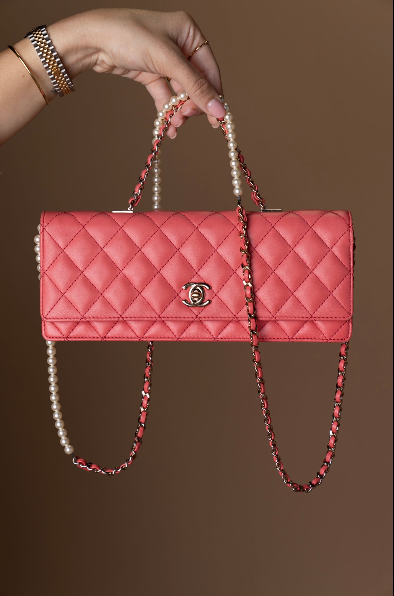Chanel Pearl East West