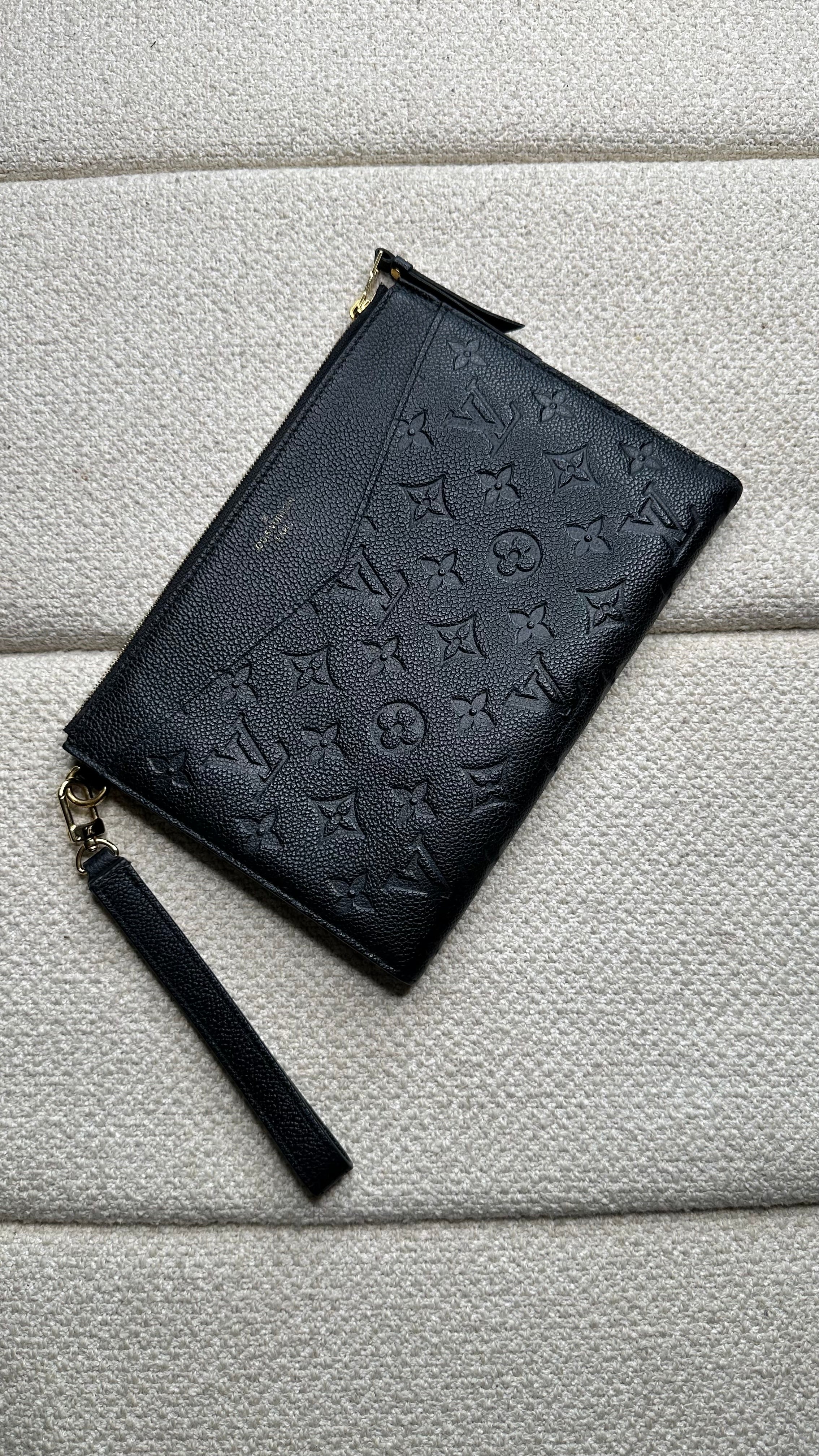 Pochette Louis Vuitton