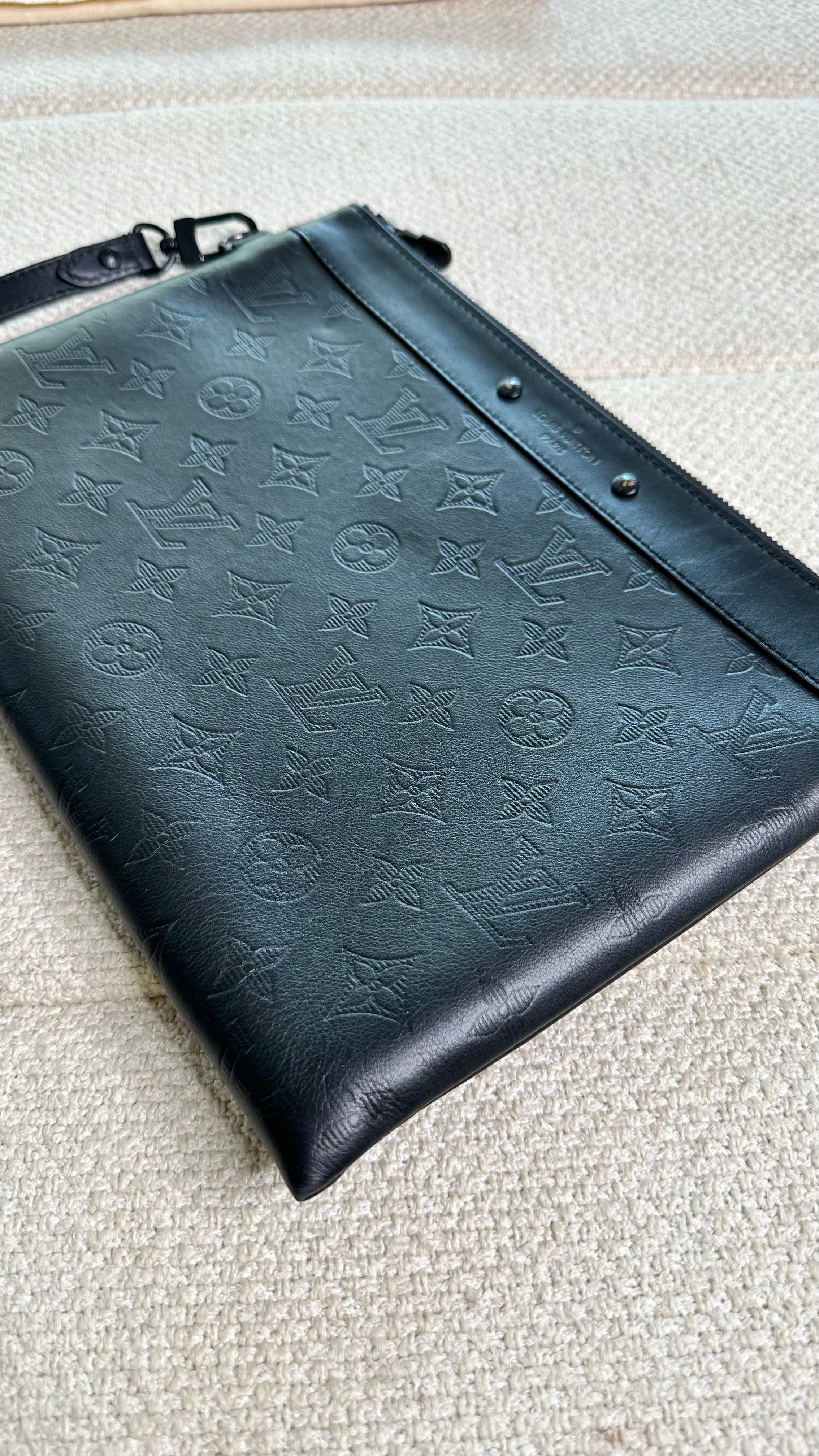 Louis Vuitton Pochette To-Go