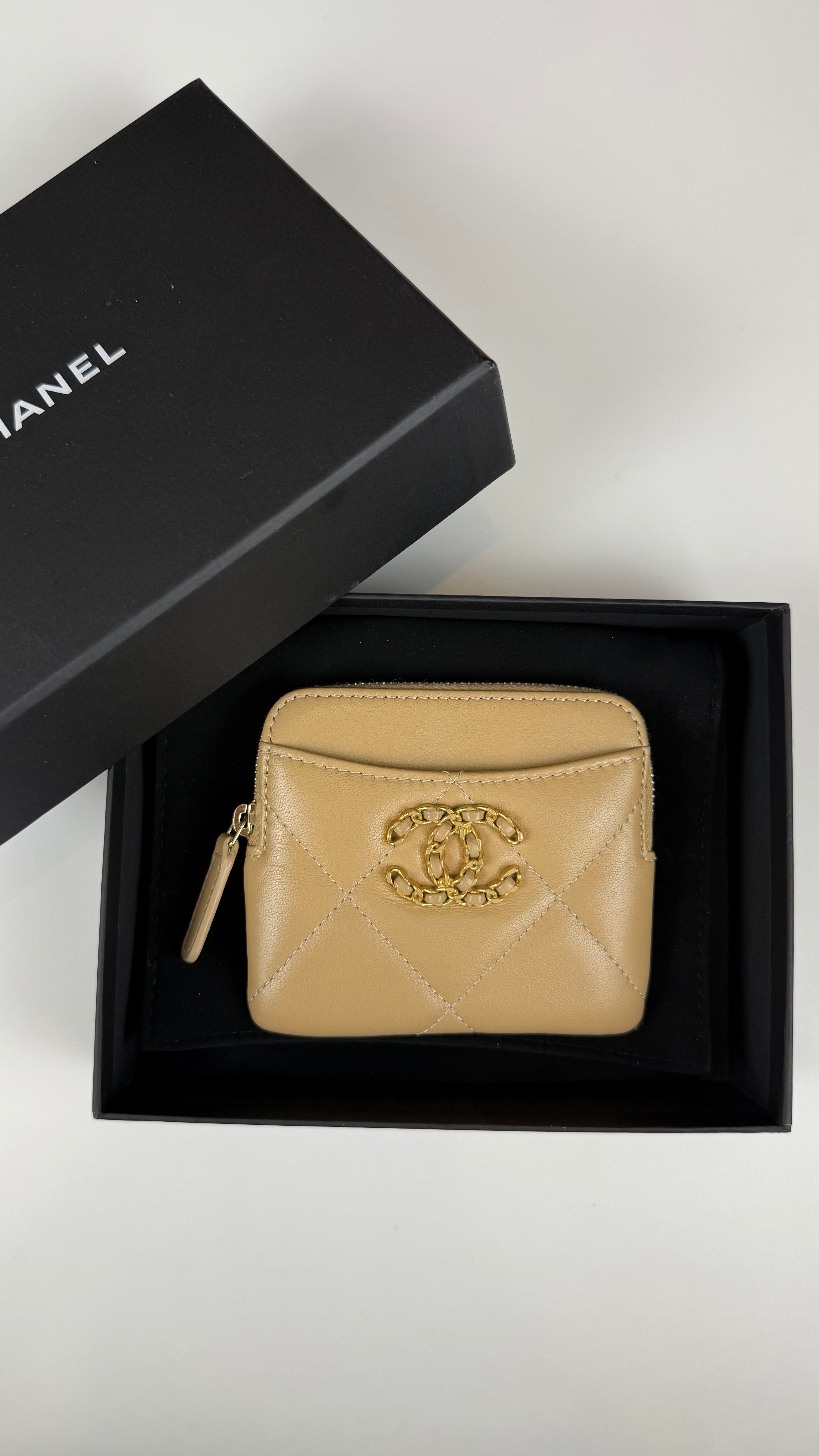 Chanel 19 Small O-Zip Coin Purse / Card Holder