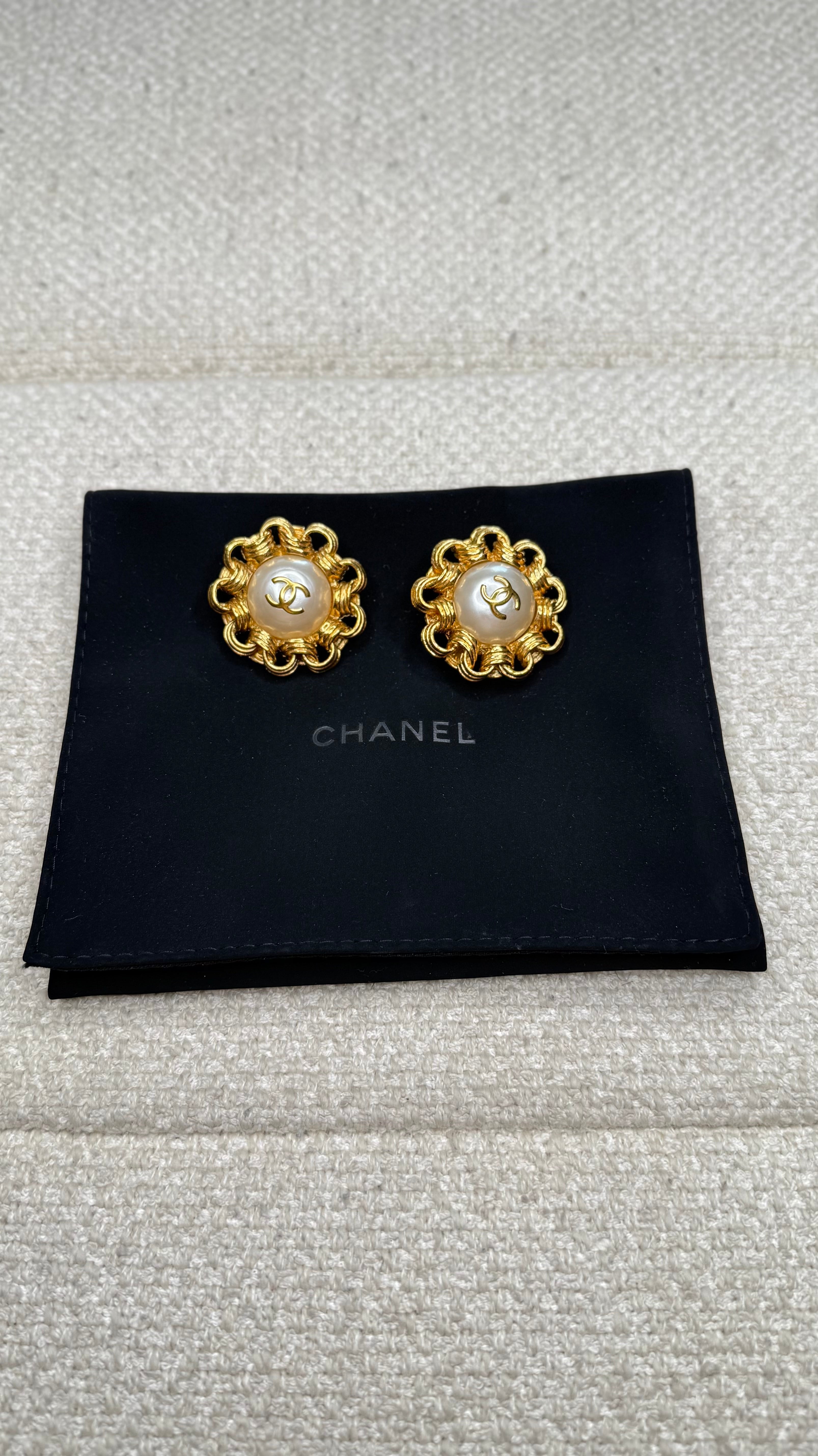 Chanel Brincos