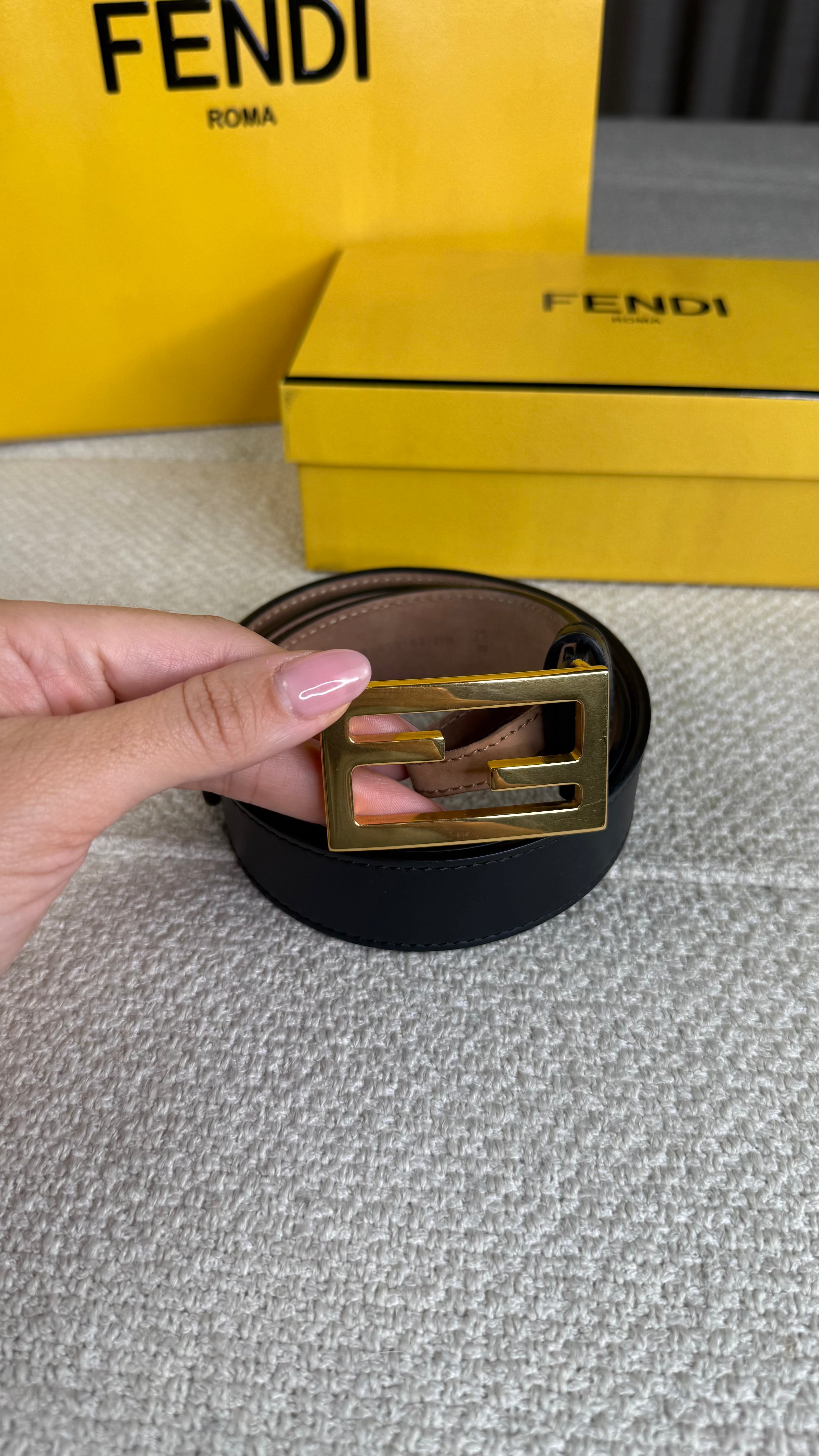 Cinto Fendi
