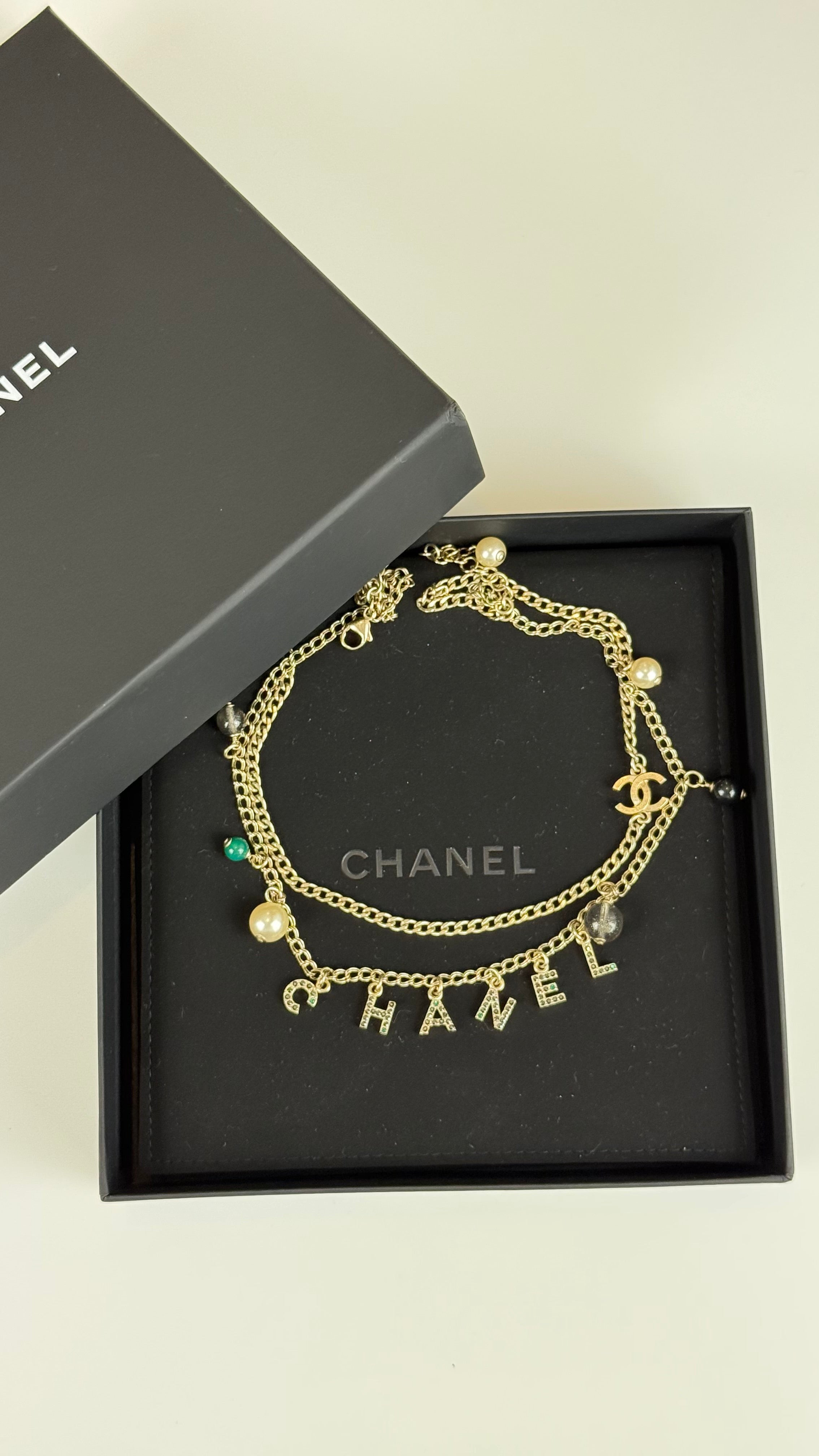 Chanel colar