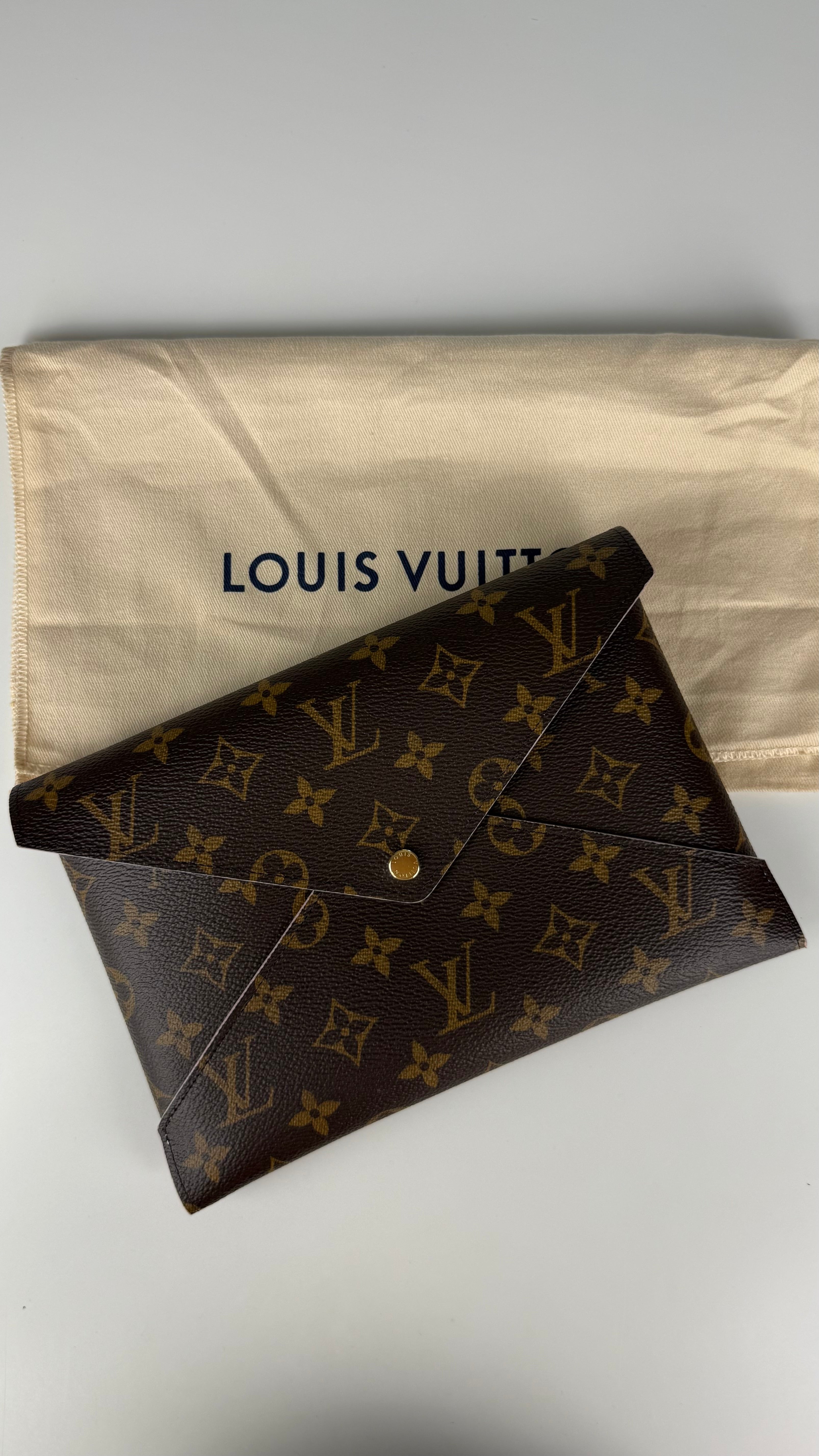 Louis Vuitton Pochette