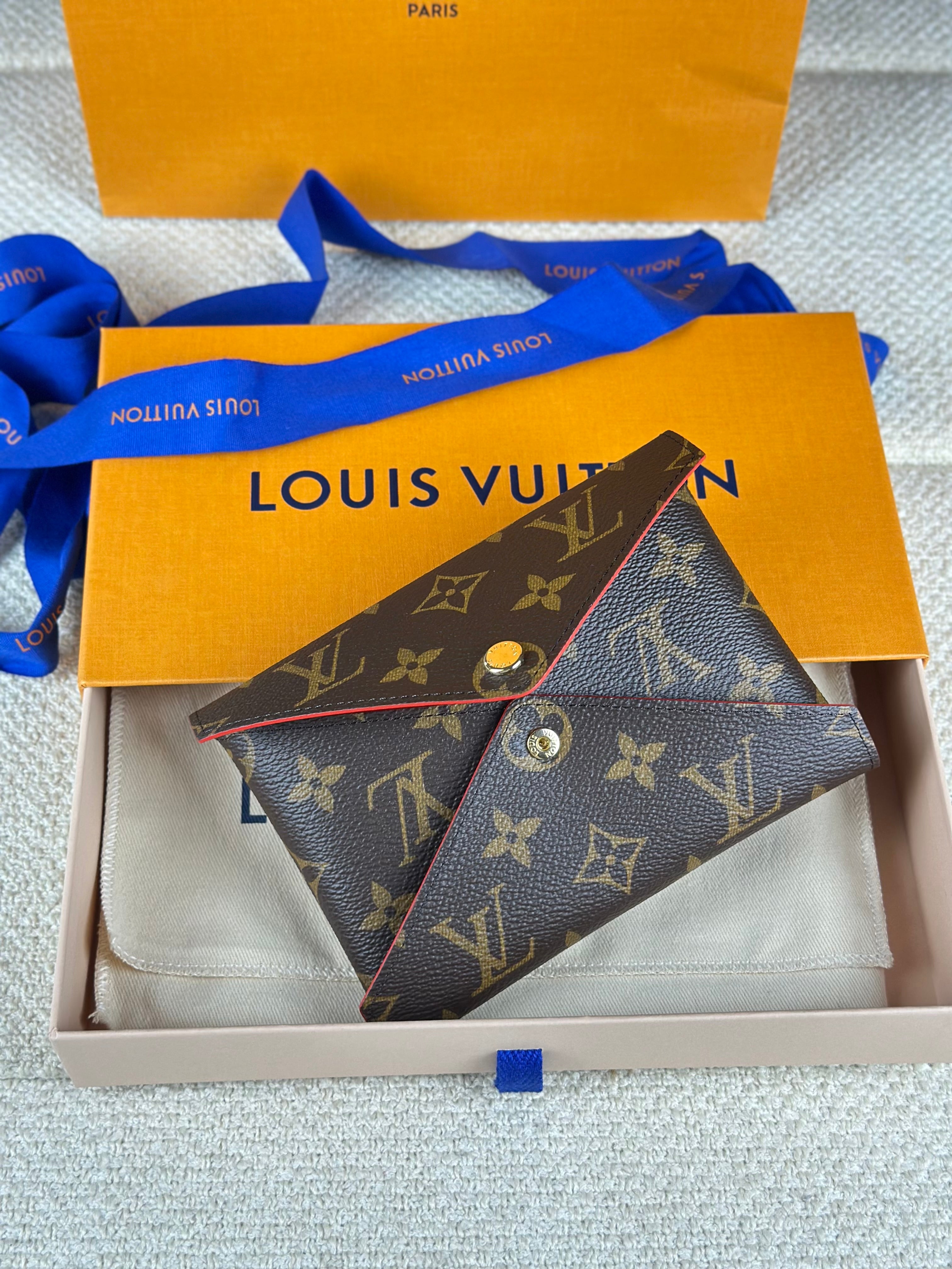 Louis Vuitton Carteira