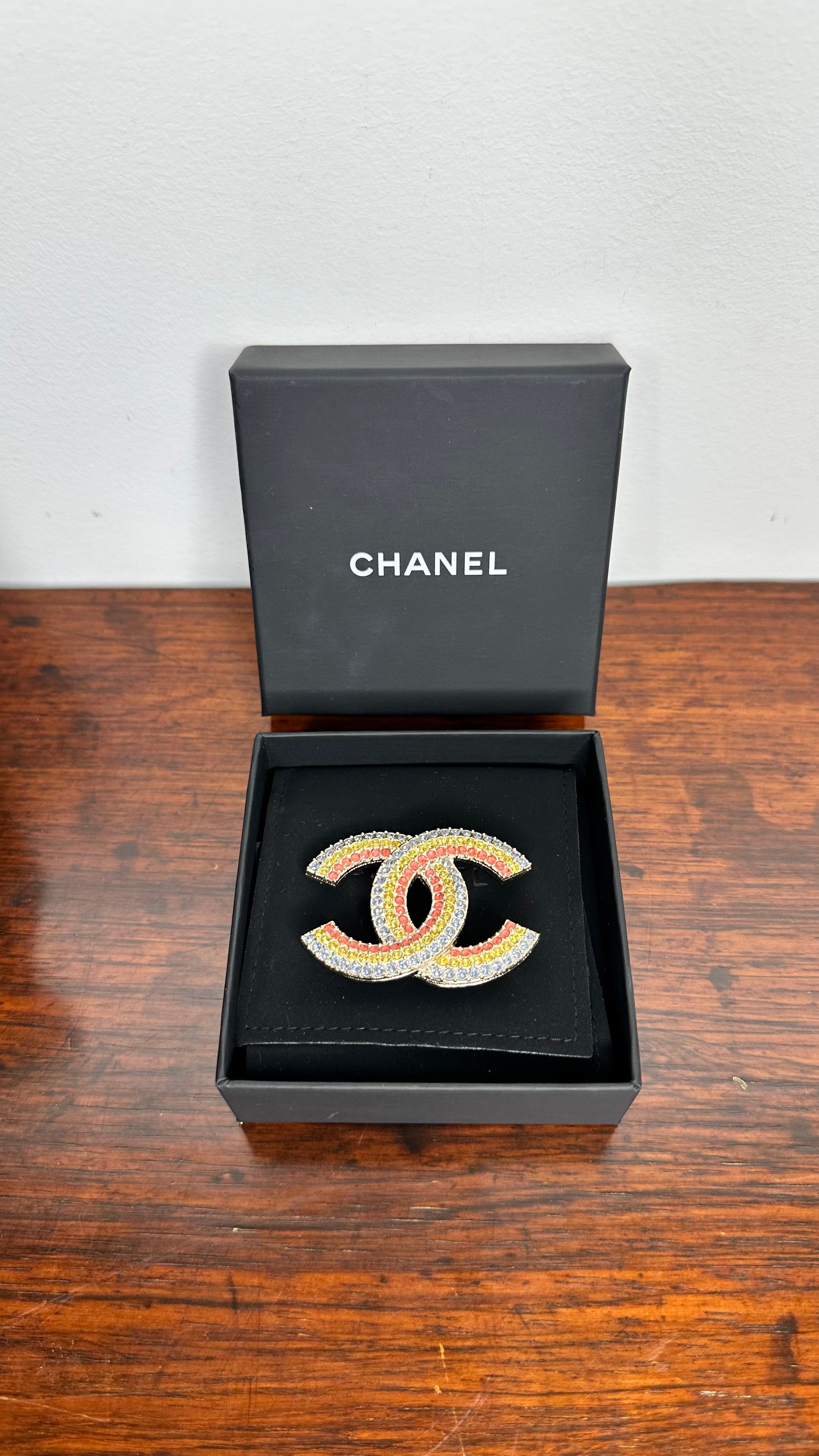 Broche Chanel