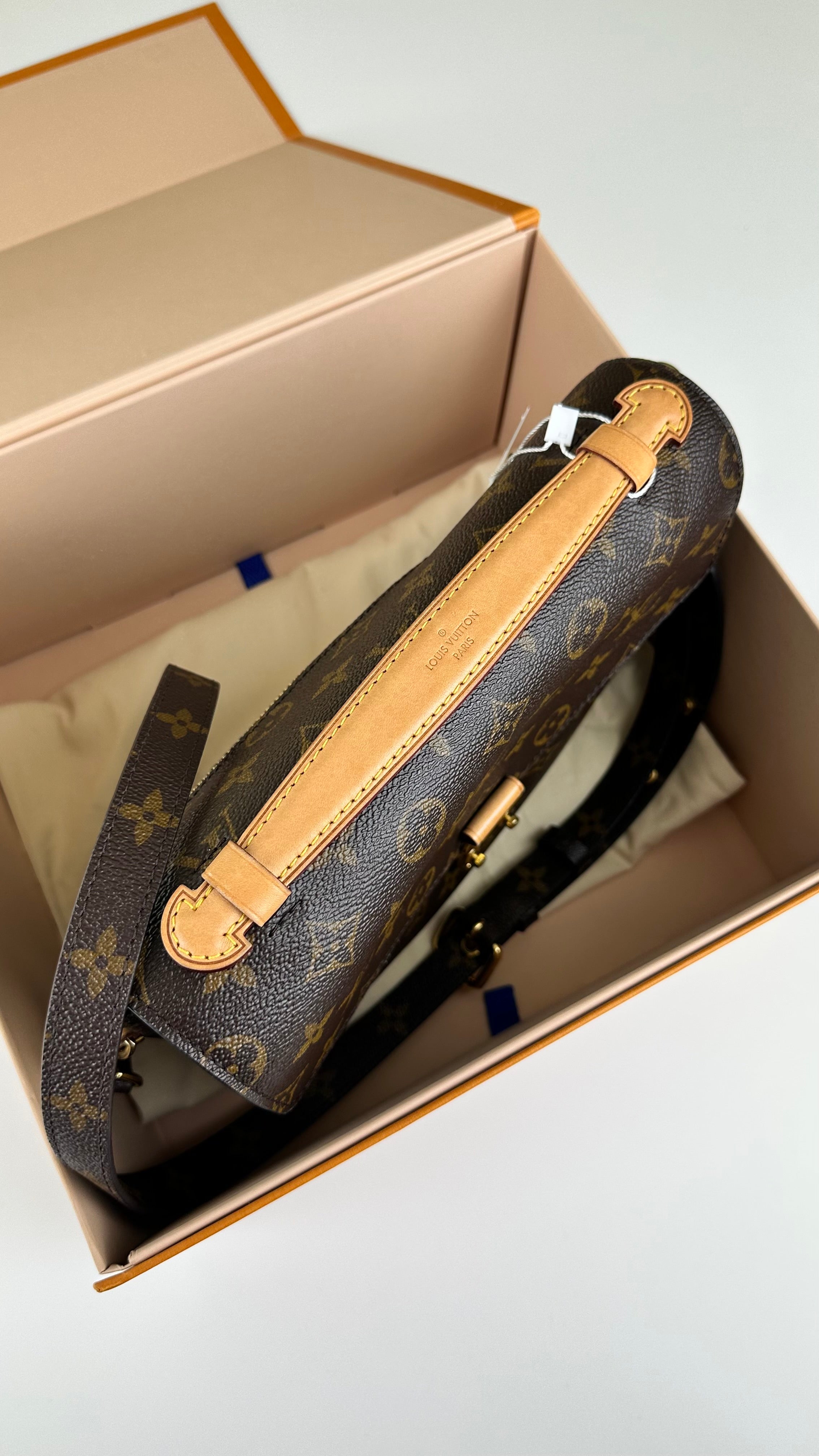 Louis Vuitton Metis