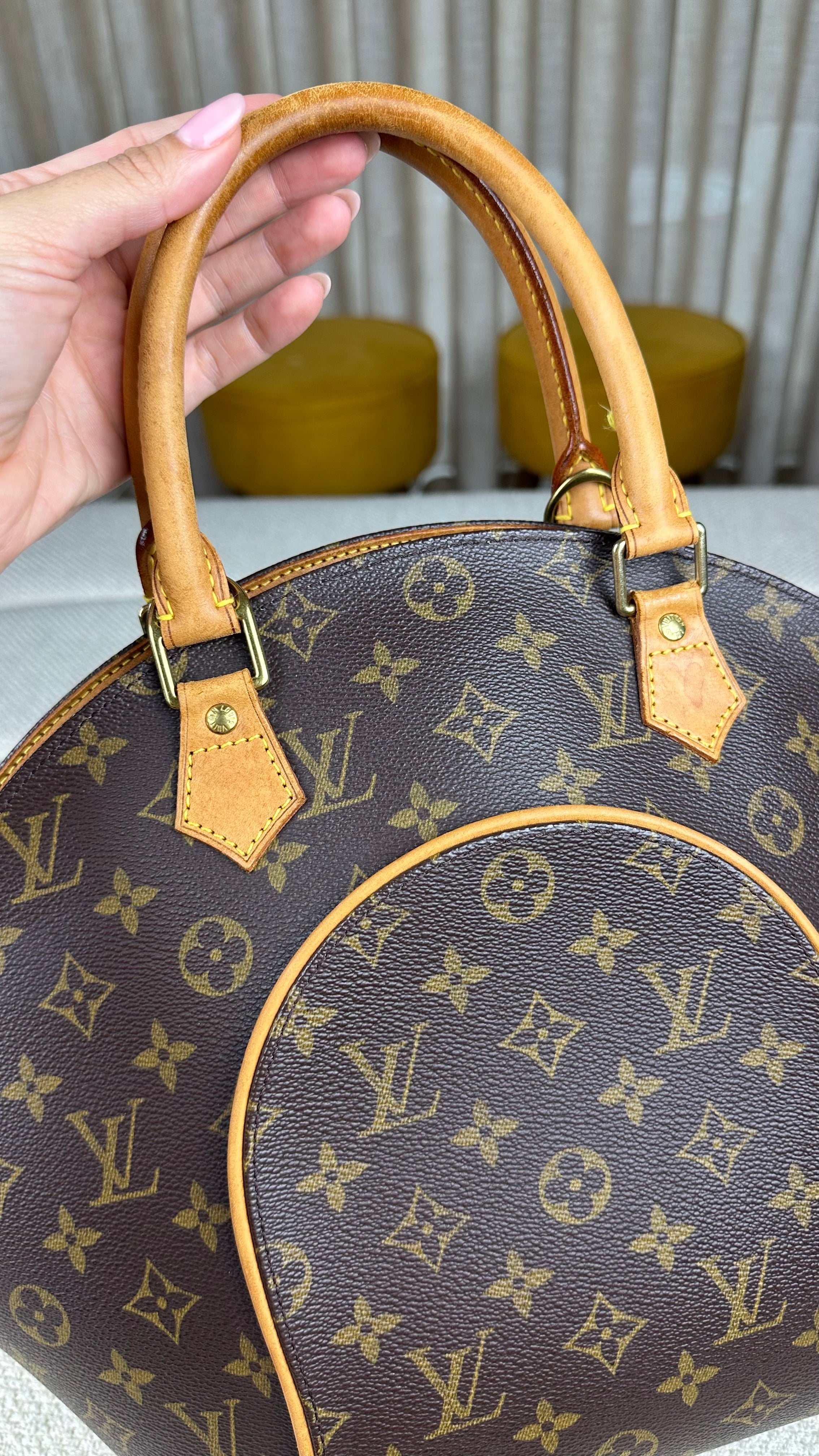 Louis Vuitton Ellipse GM