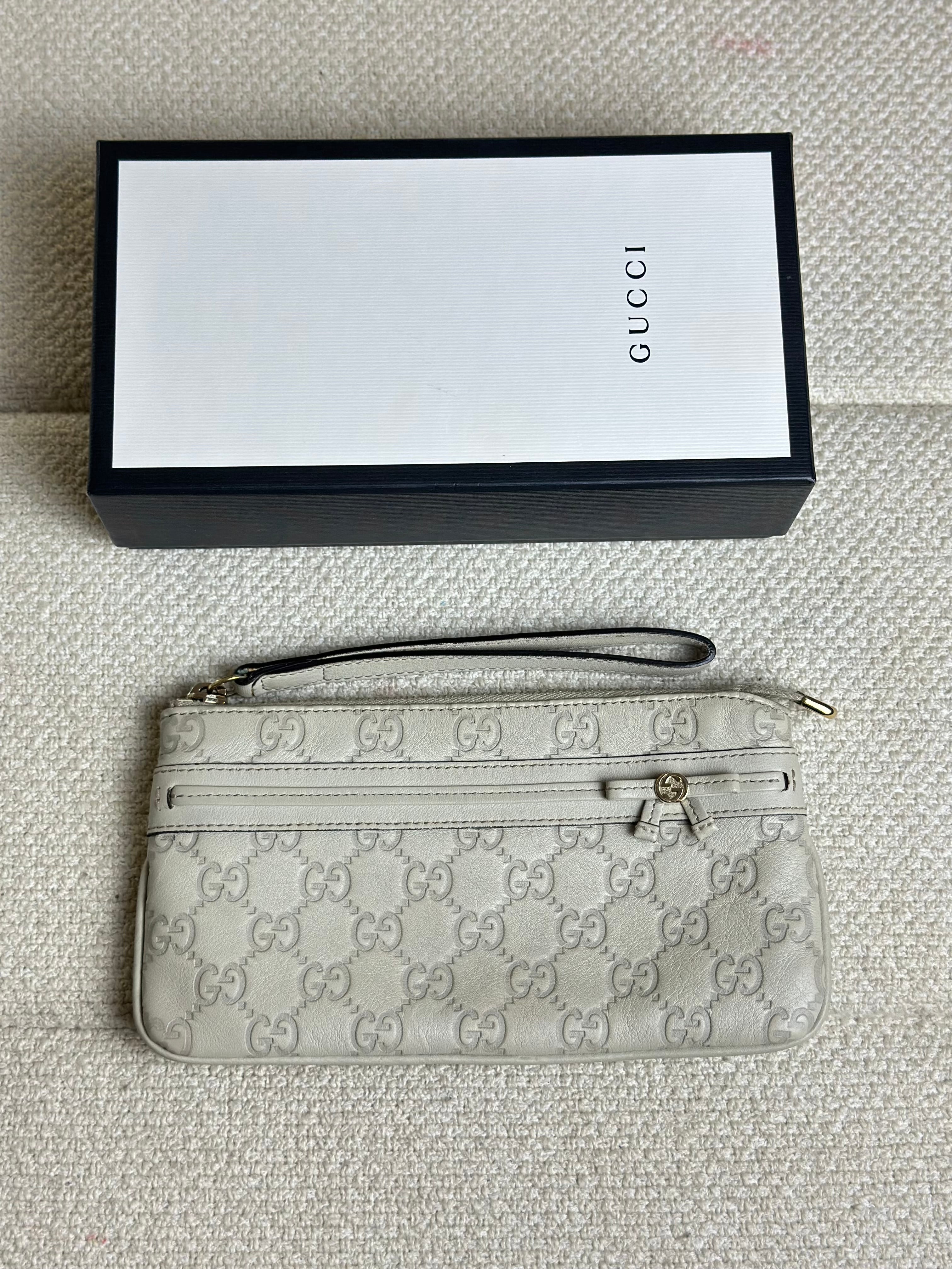 Gucci leather pouch