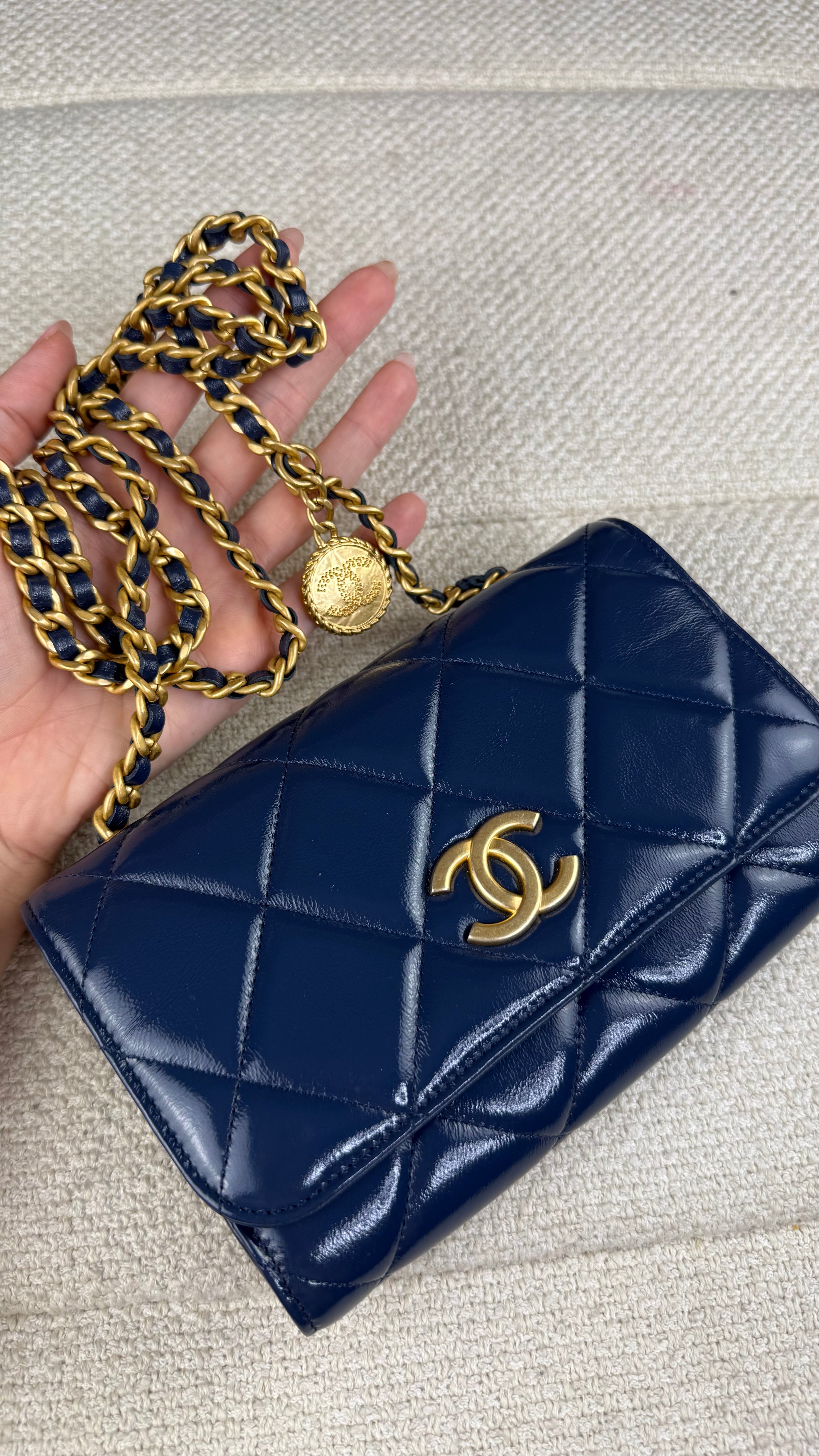 Chanel WOC