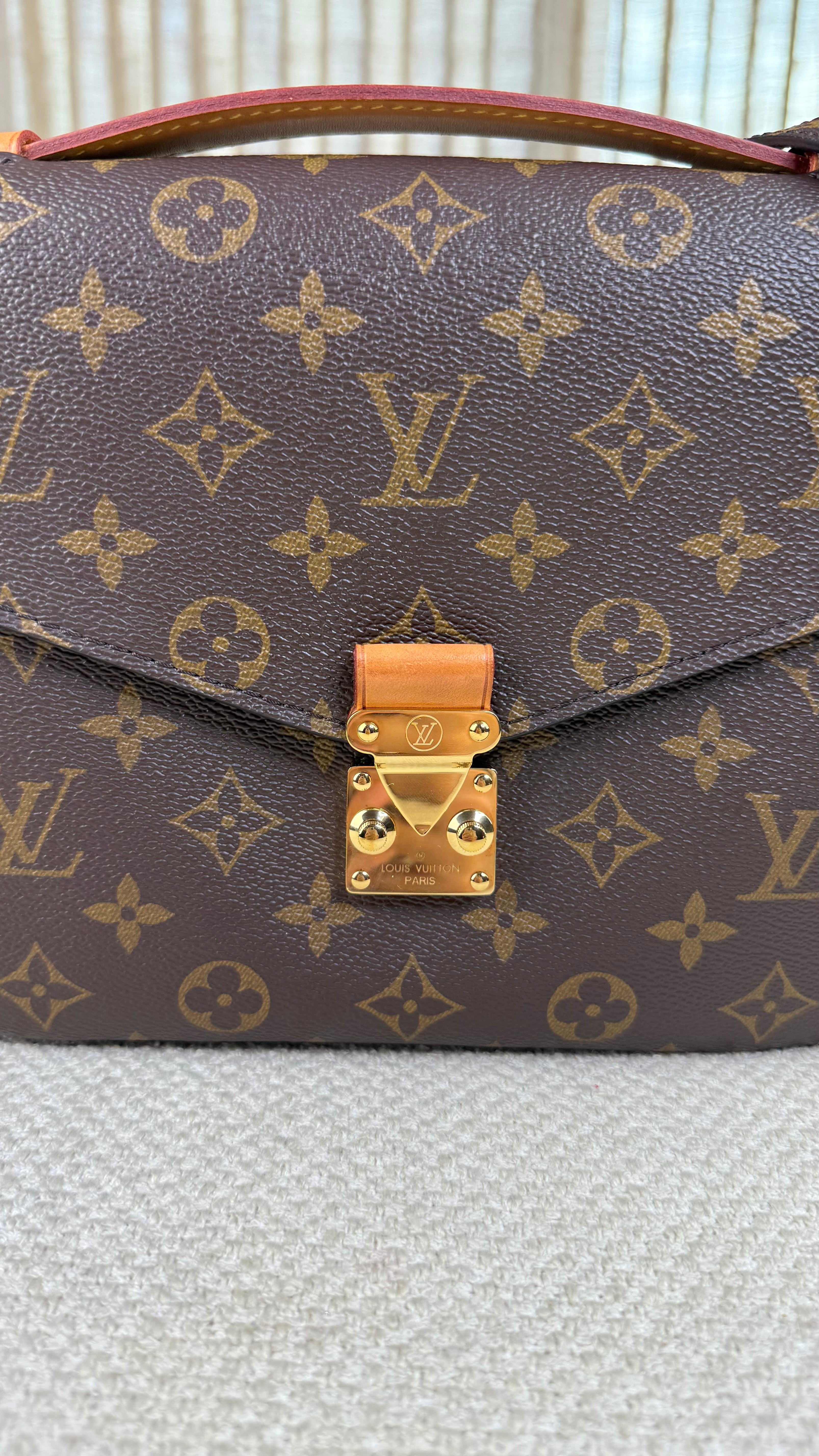 Louis Vuitton Metis