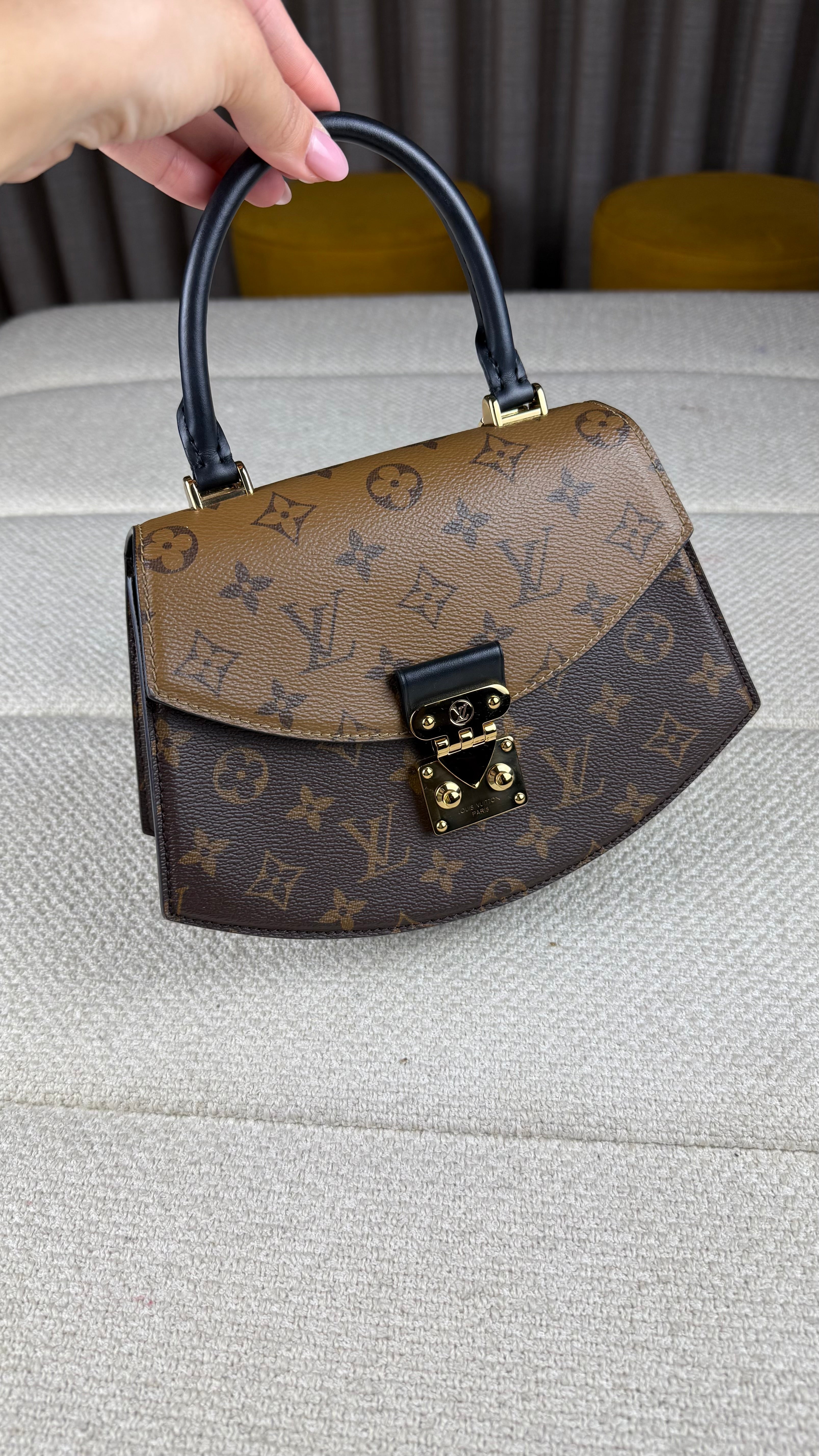 Louis Vuitton Tilsitt