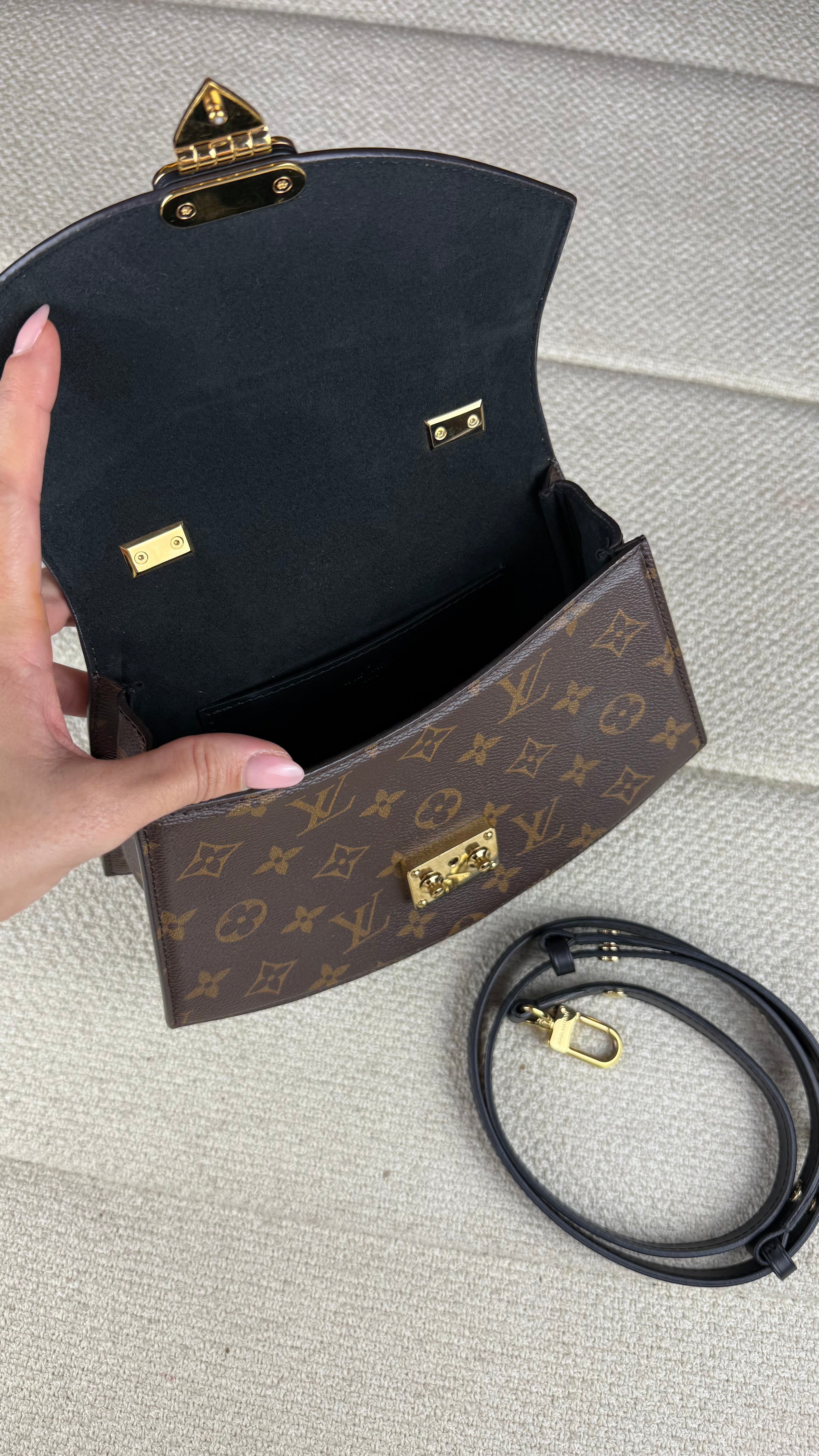 Louis Vuitton Tilsitt