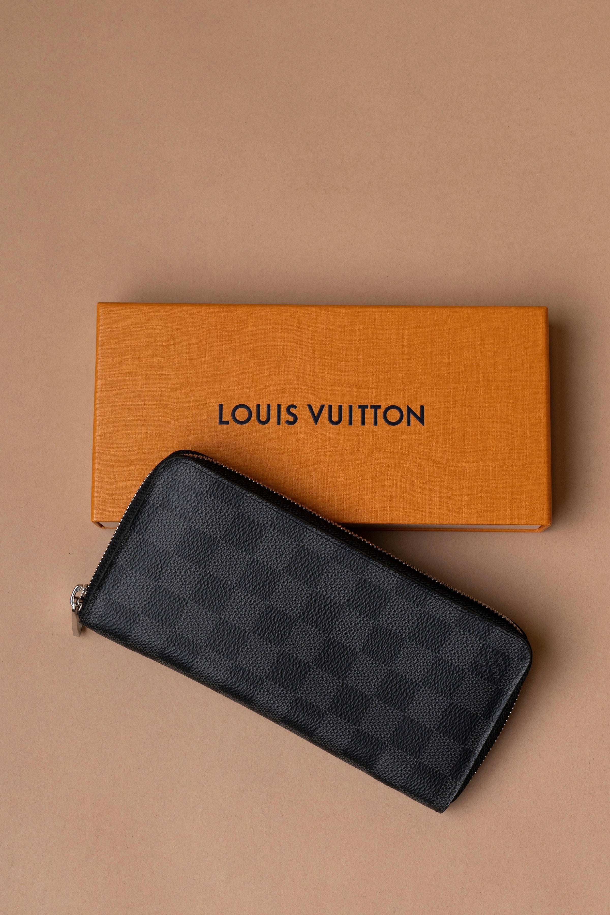 Louis Vuitton Damier Graphite Vertical Zippy Wallet