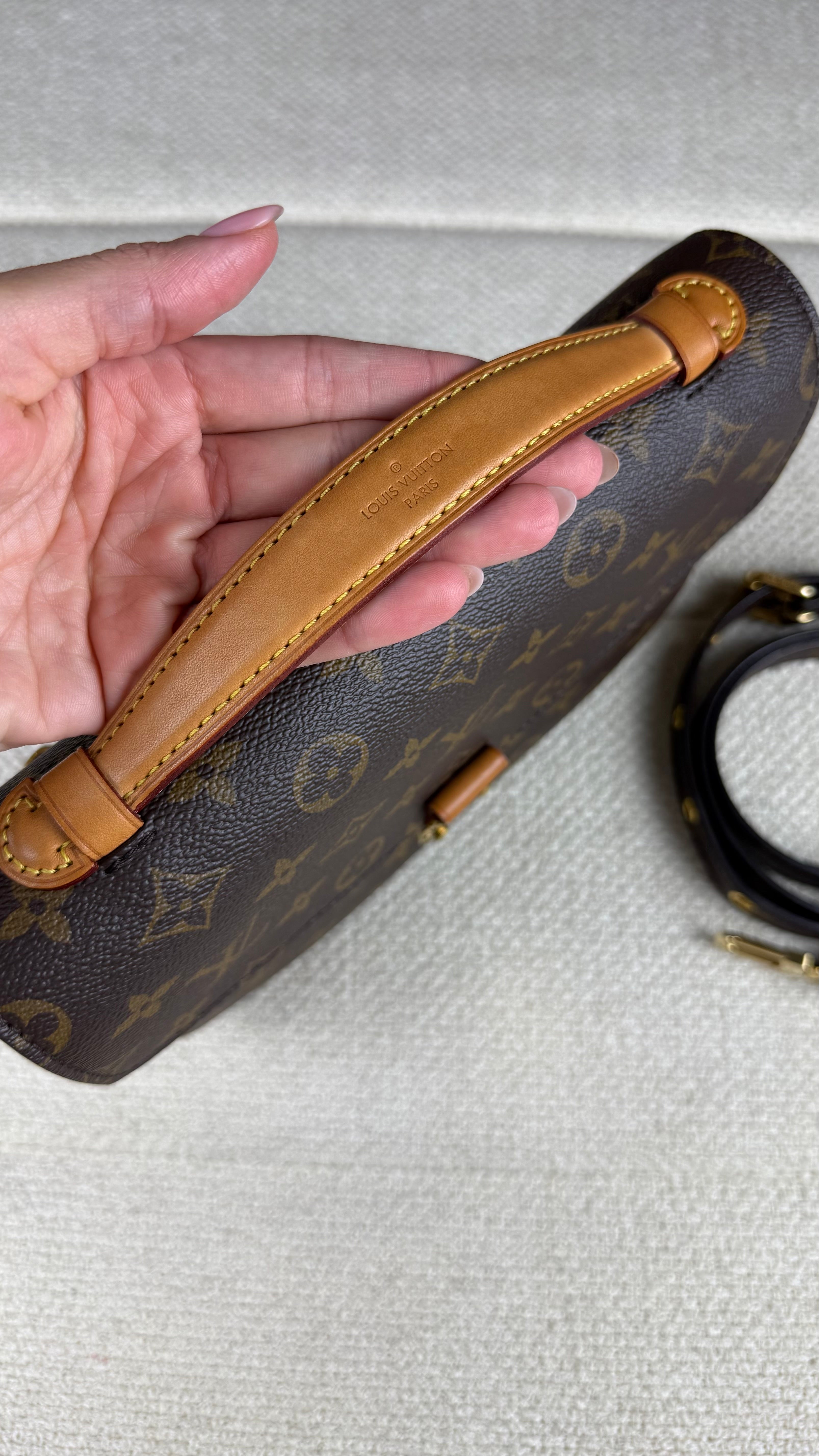 Louis Vuitton Metis