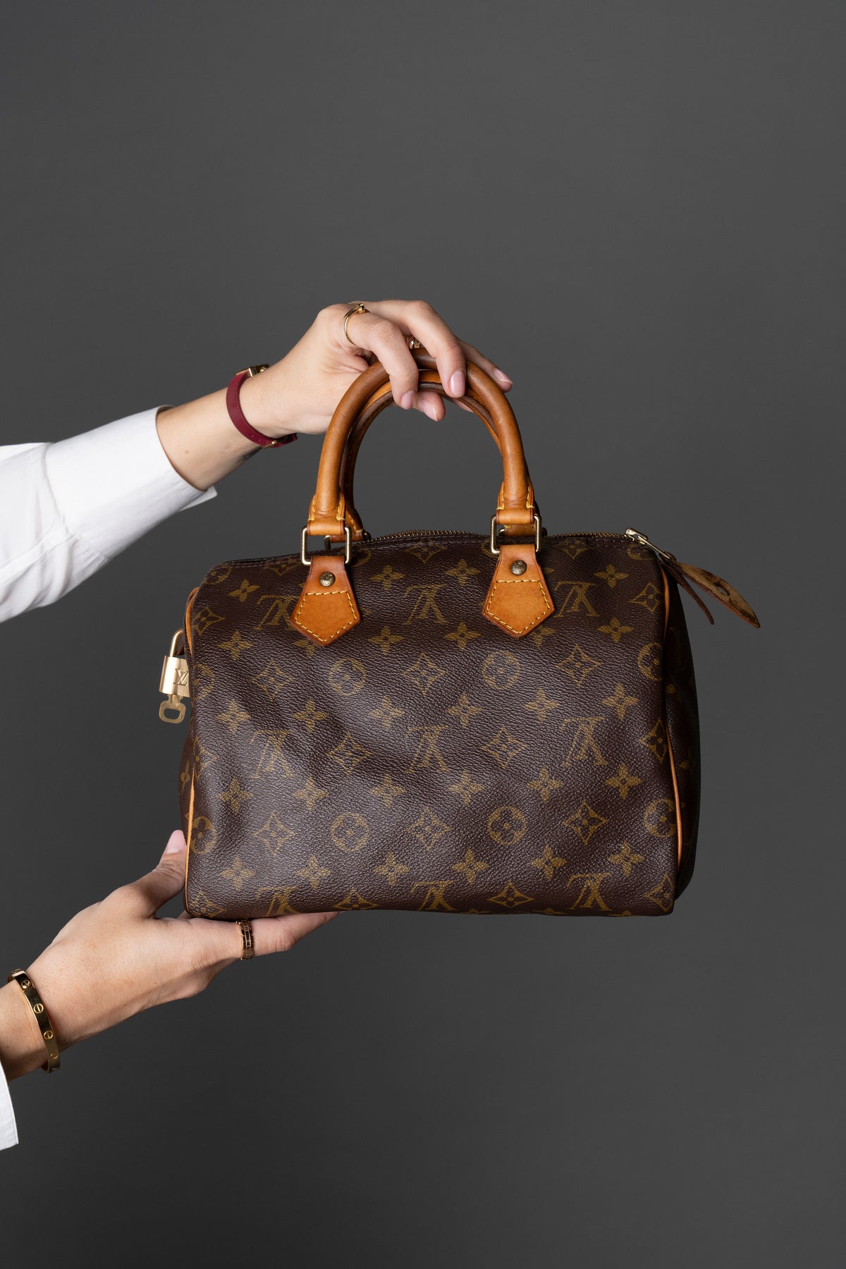 Louis Vuitton Monogram Speedy 25