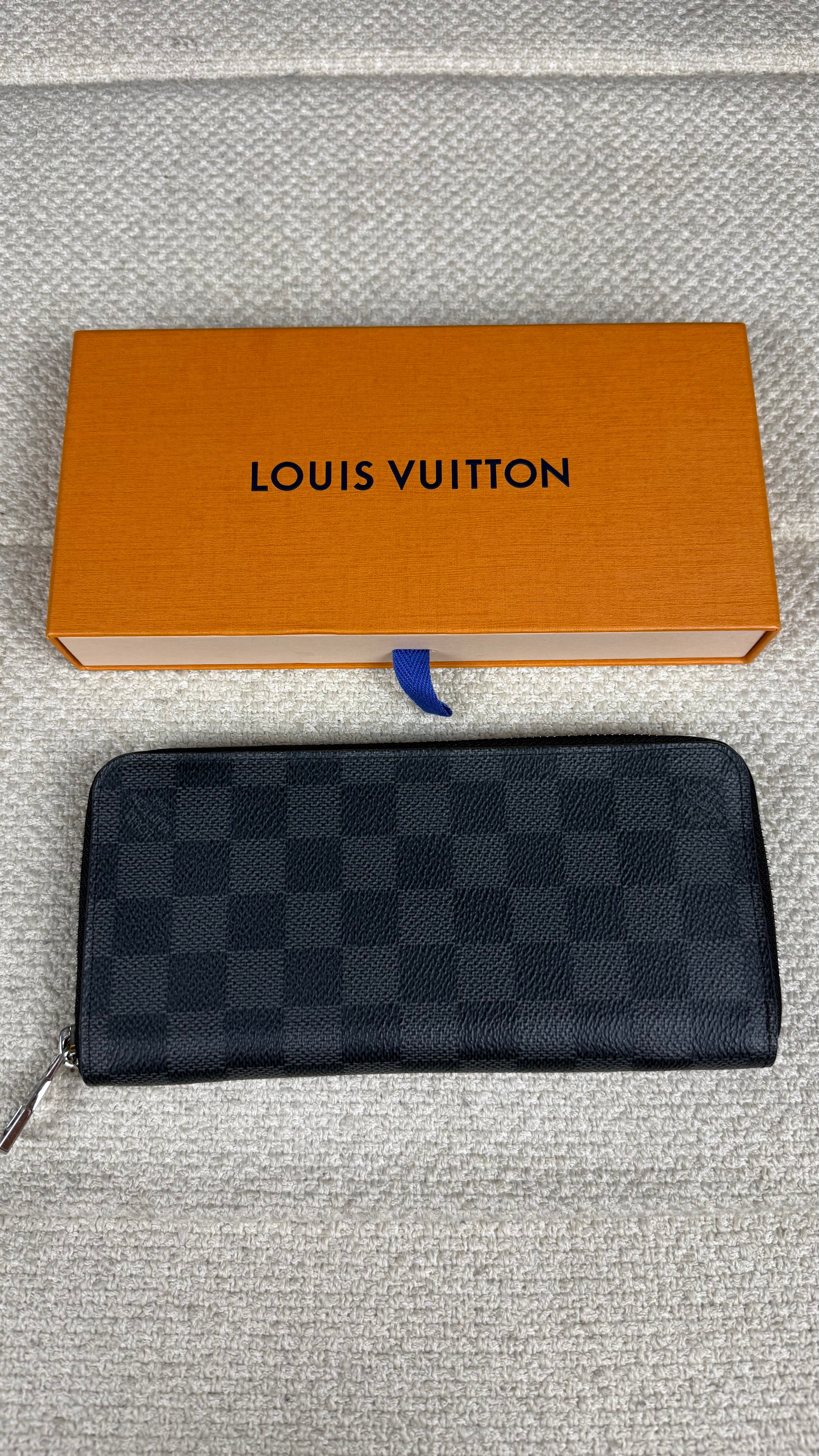 Louis Vuitton Damier Graphite Vertical Zippy Wallet