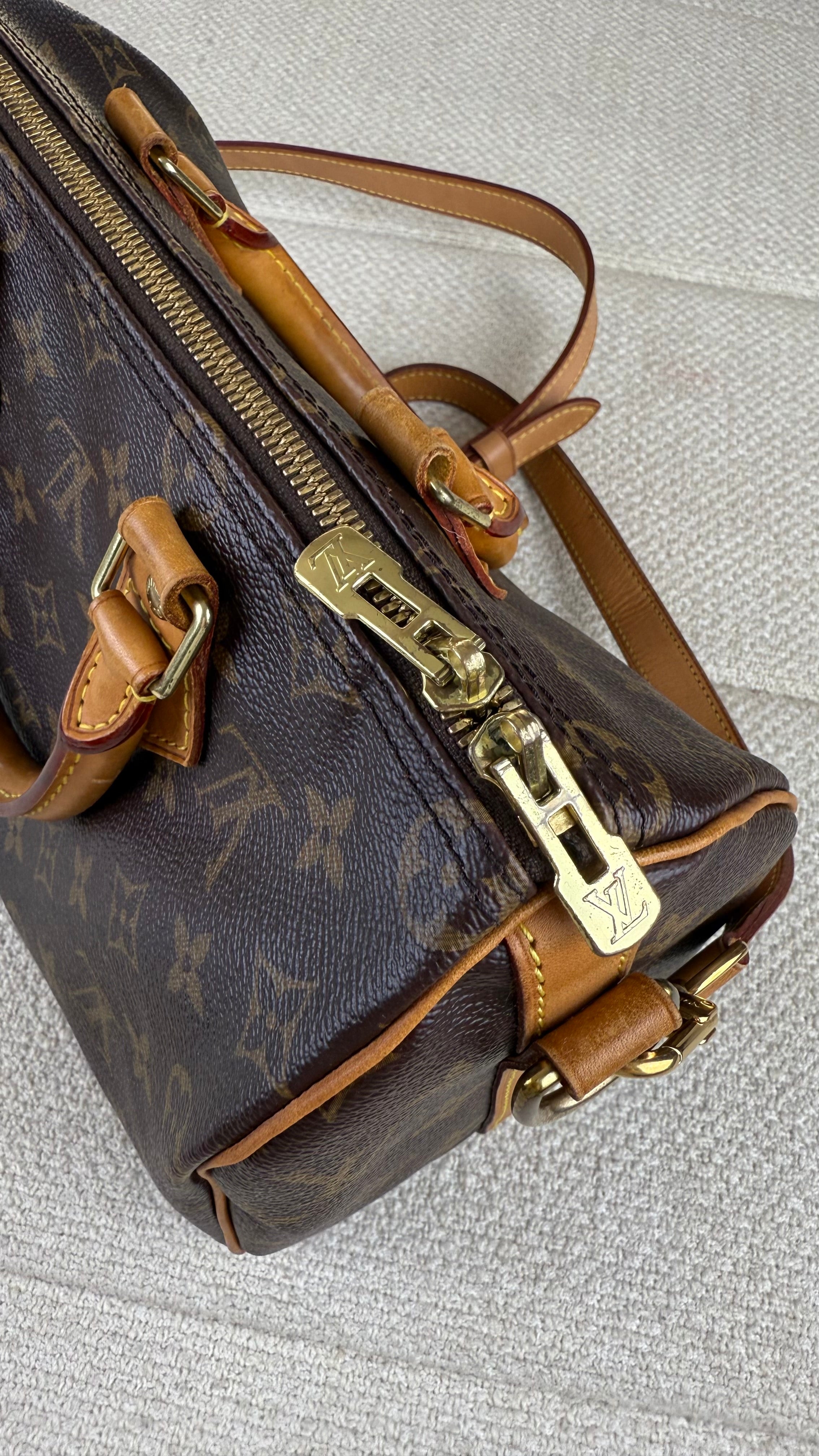 Louis Vuitton Speedy