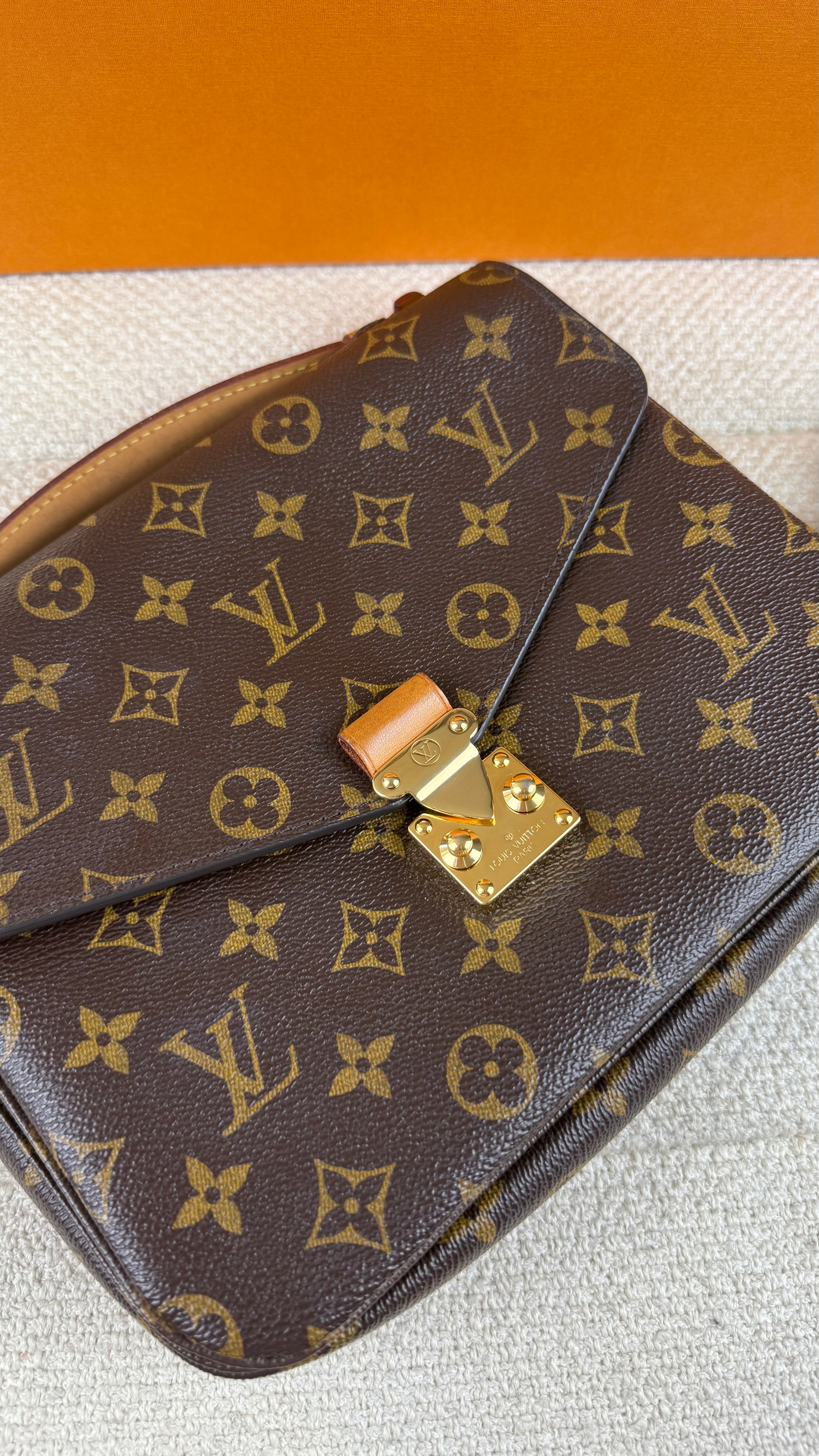 Louis Vuitton Metis