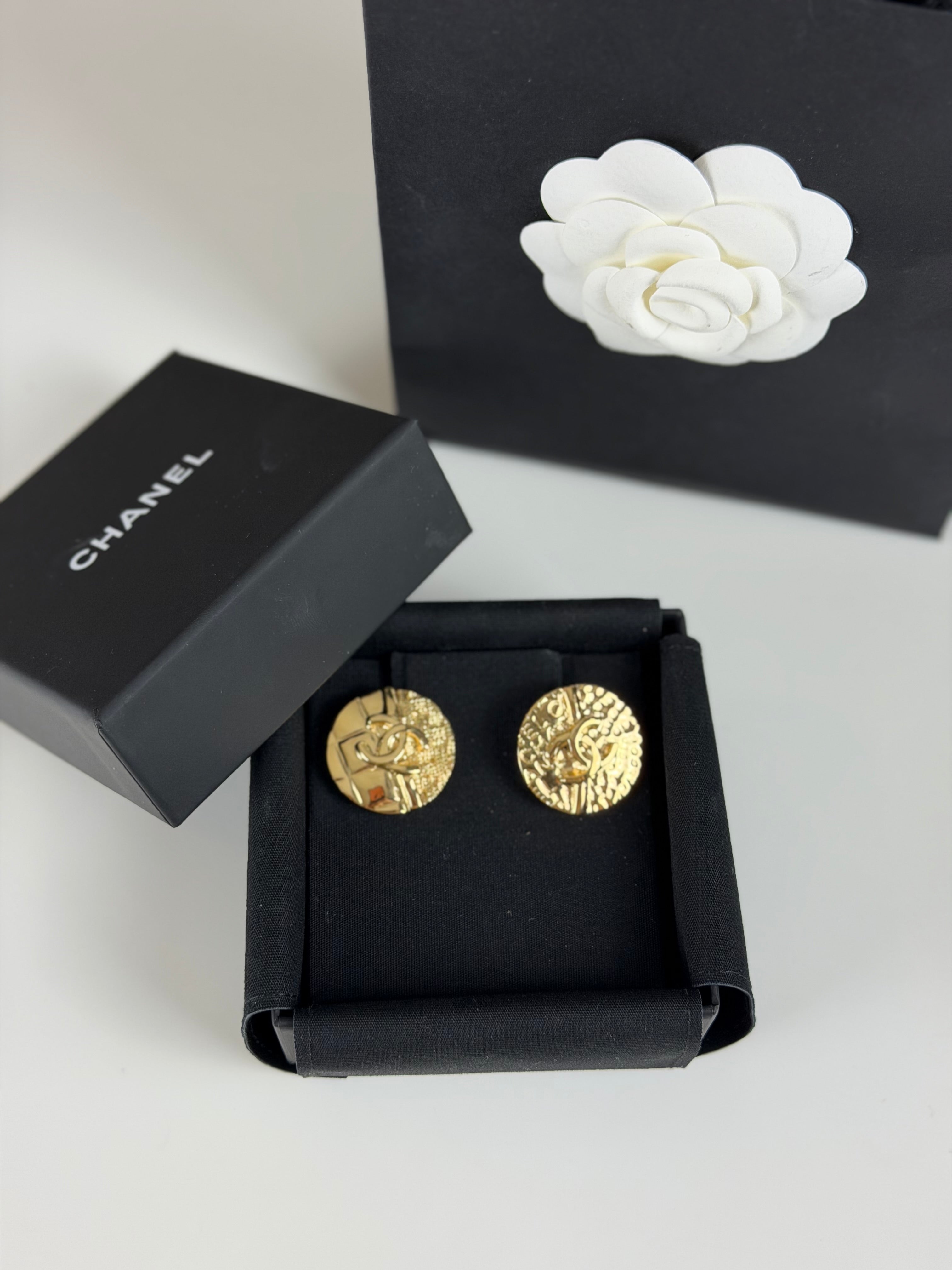 Chanel Brincos