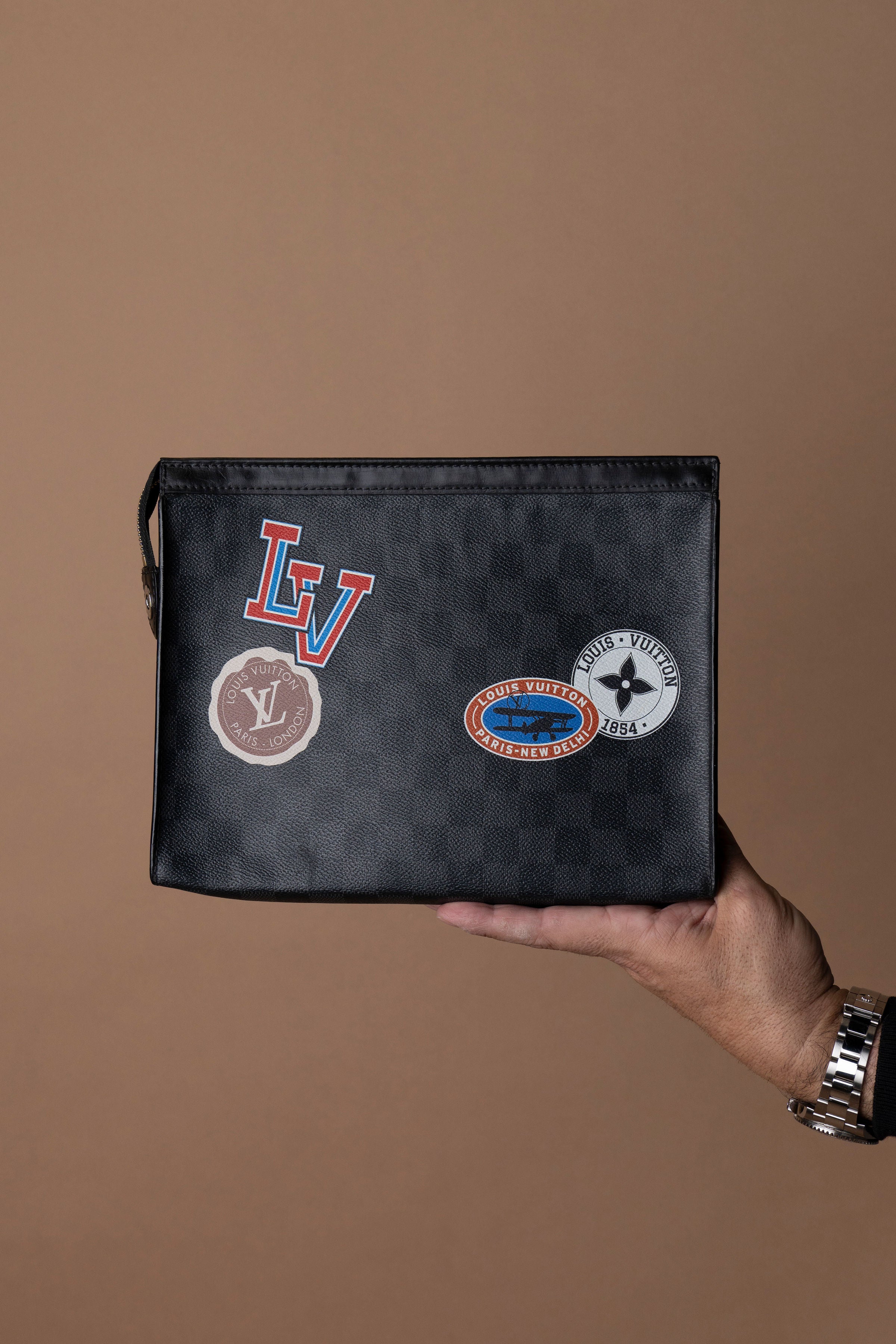 Louis Vuitton  Pochette Voyage MM