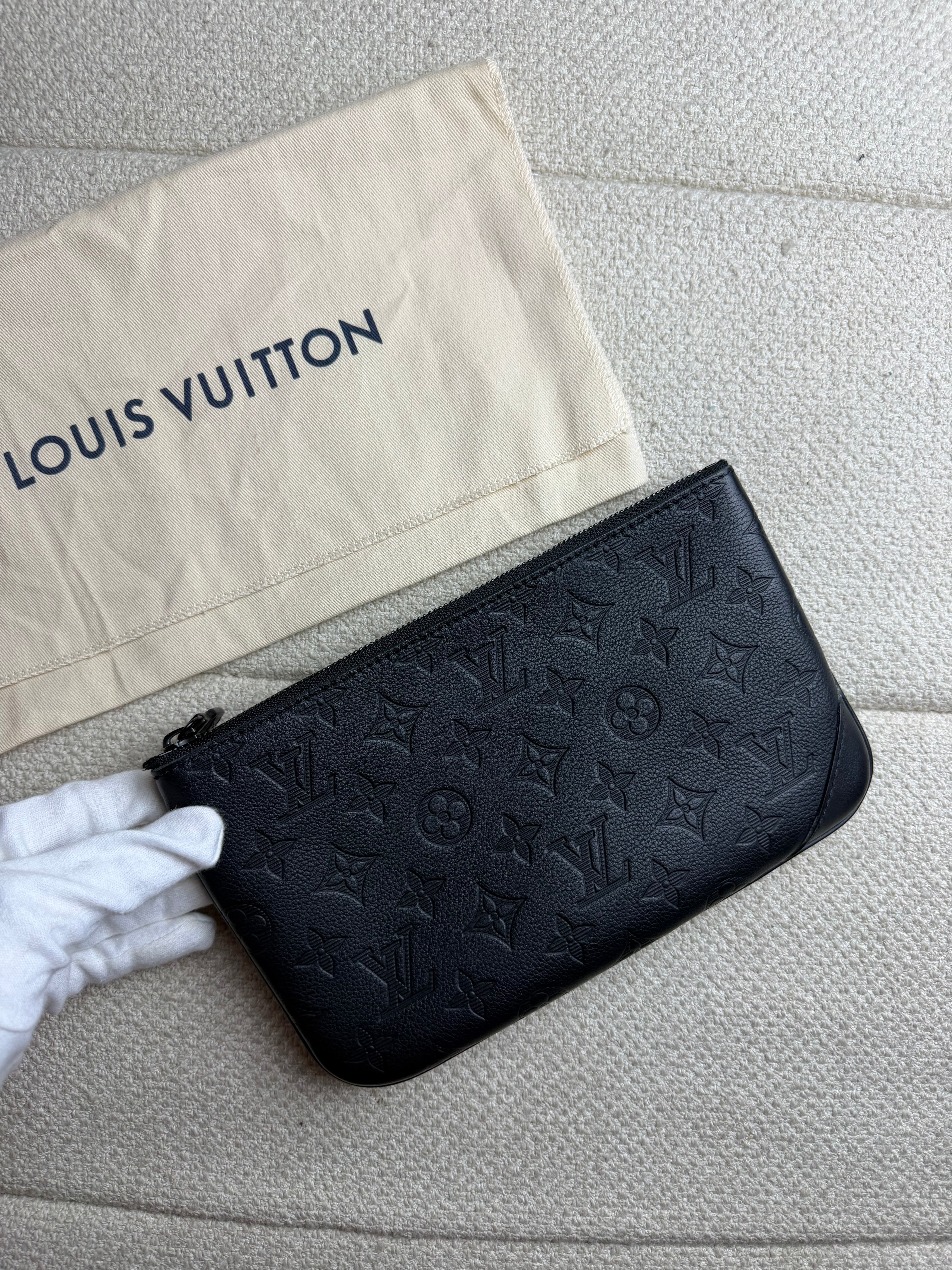 Louis Vuitton Pochette