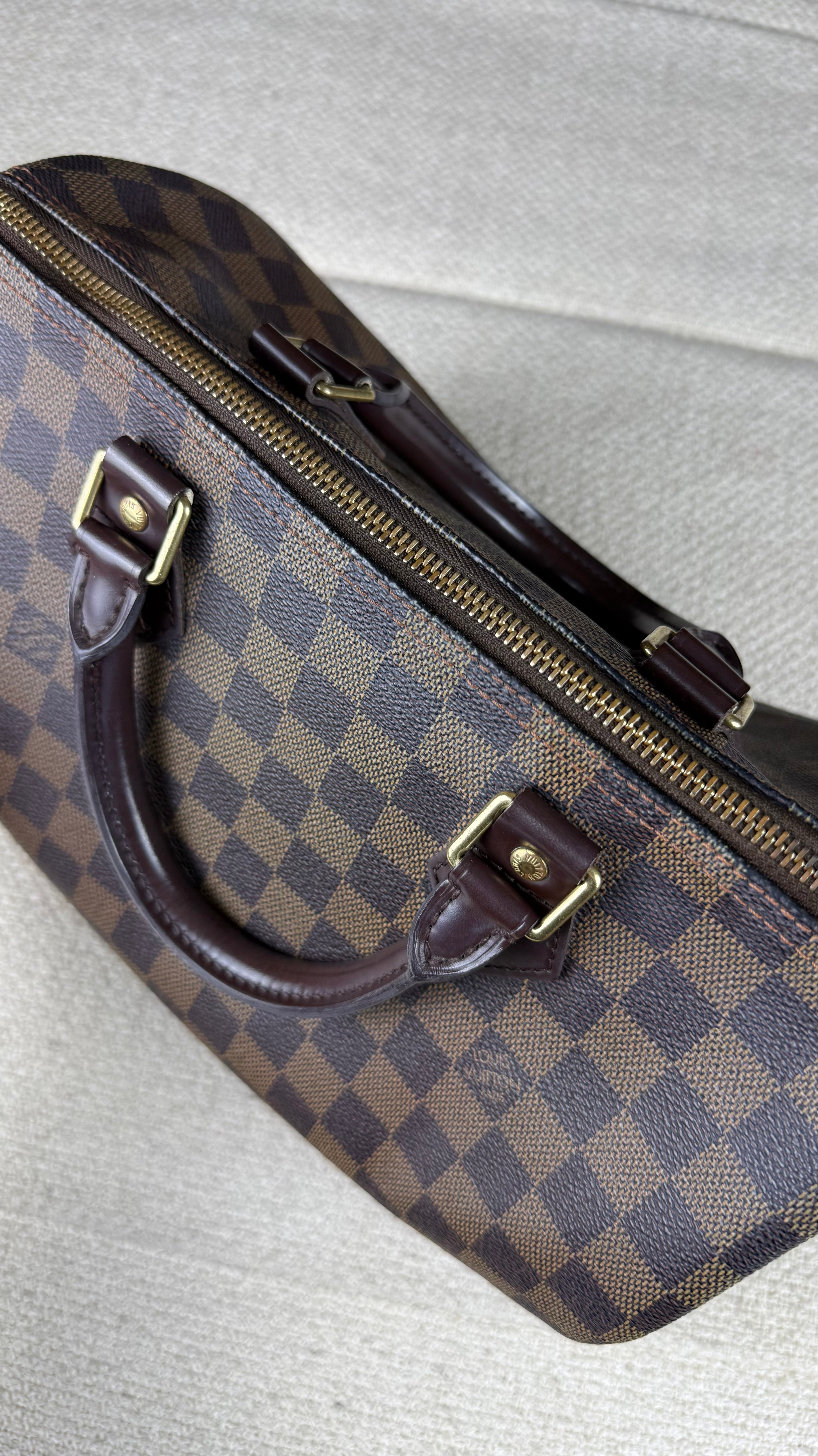 Louis Vuitton Speedy 30