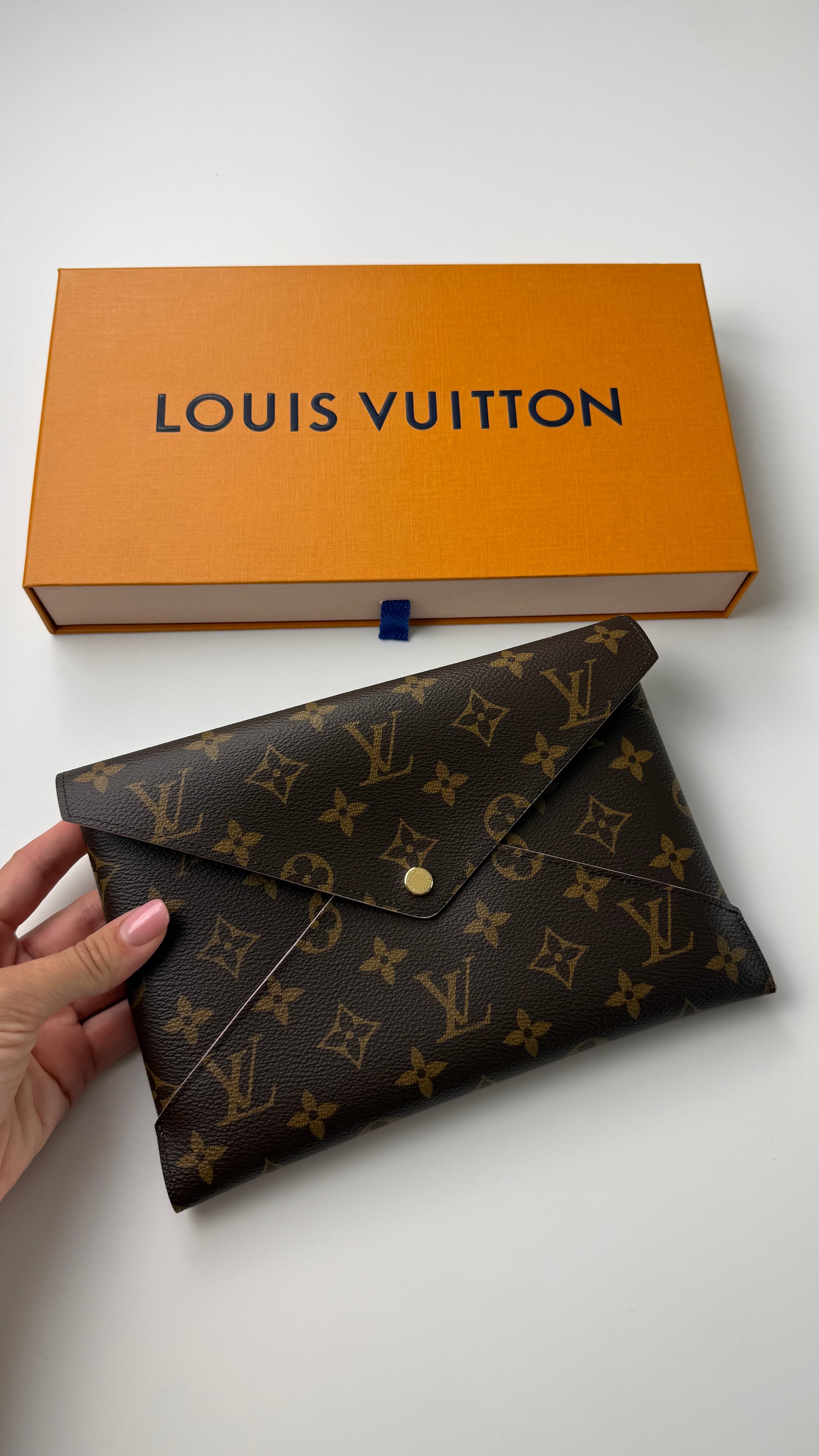 Louis Vuitton Pochette