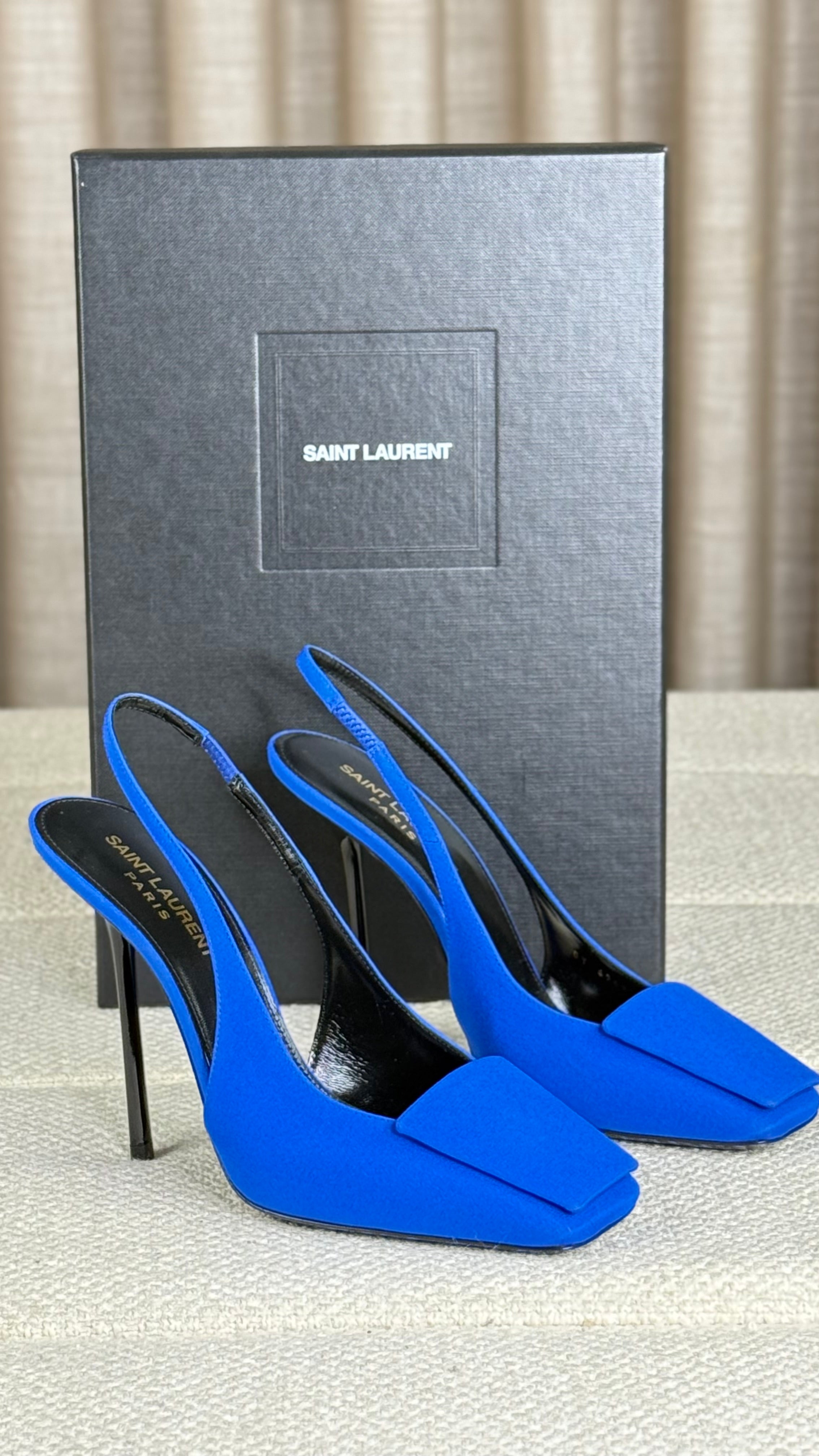 Saint Laurent Maxine Pumps