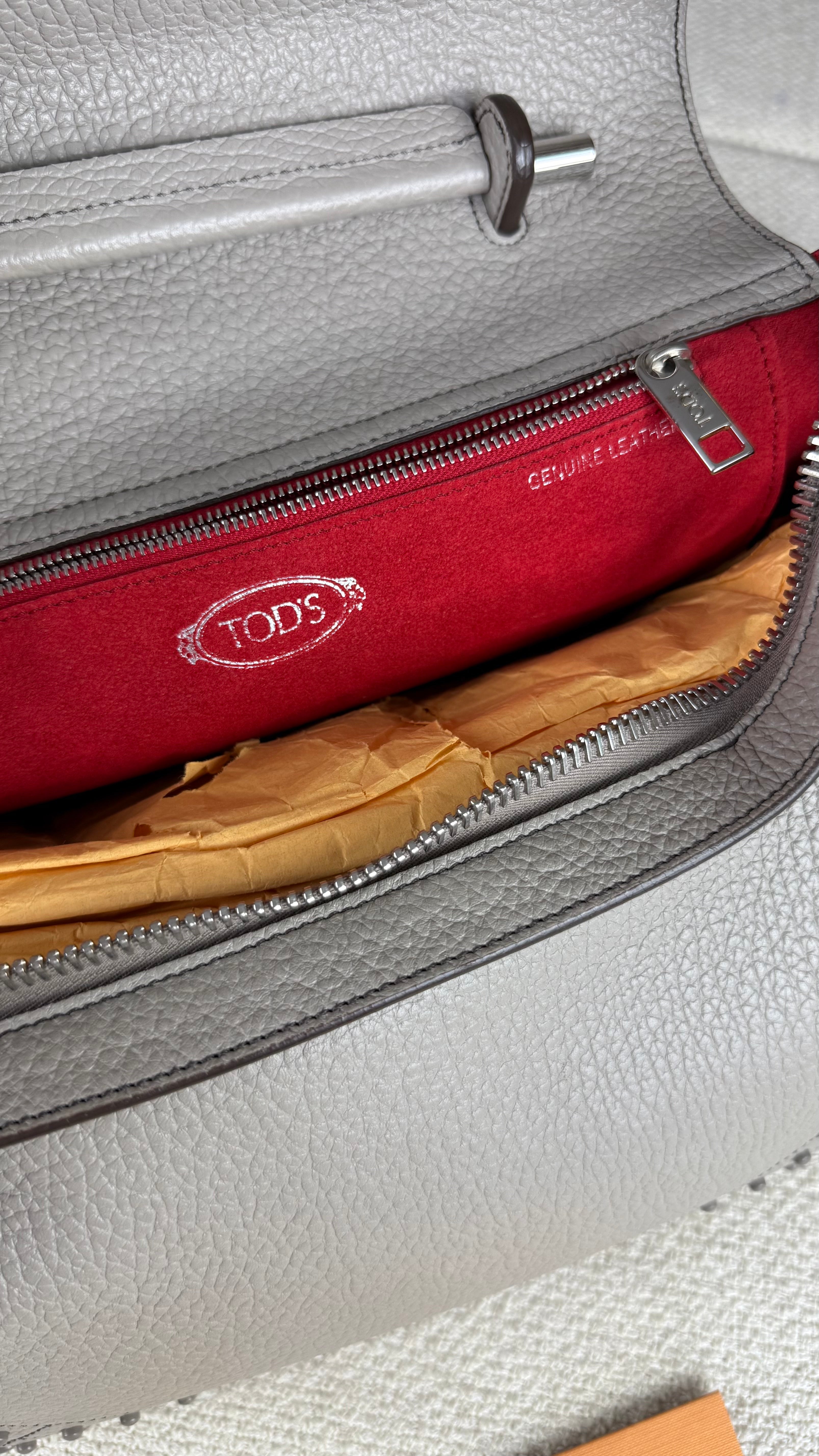 Tod’s Wave Bag