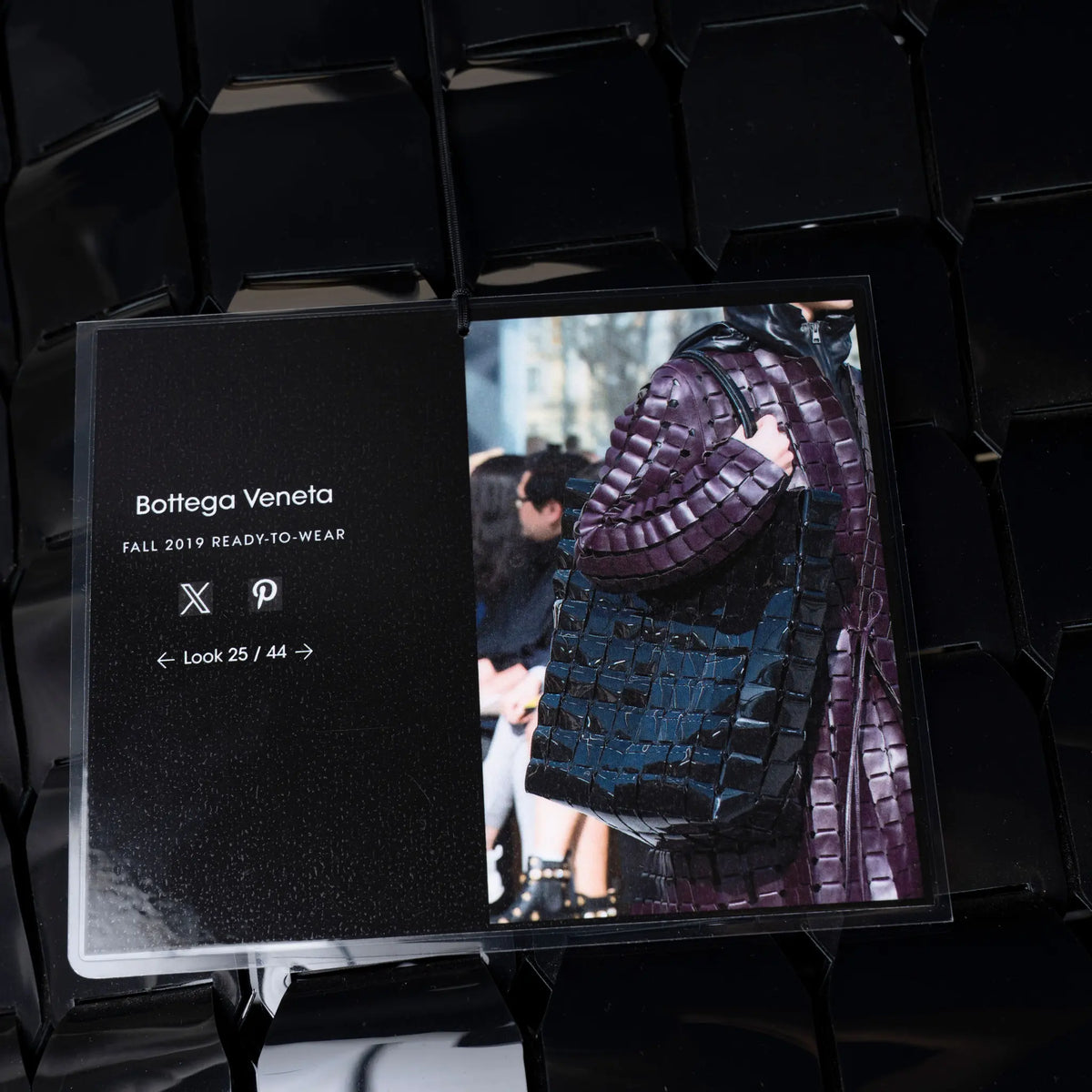 Bottega Veneta Fall 2019 Runway Maxi Intrecciato Tote Bag — Back View