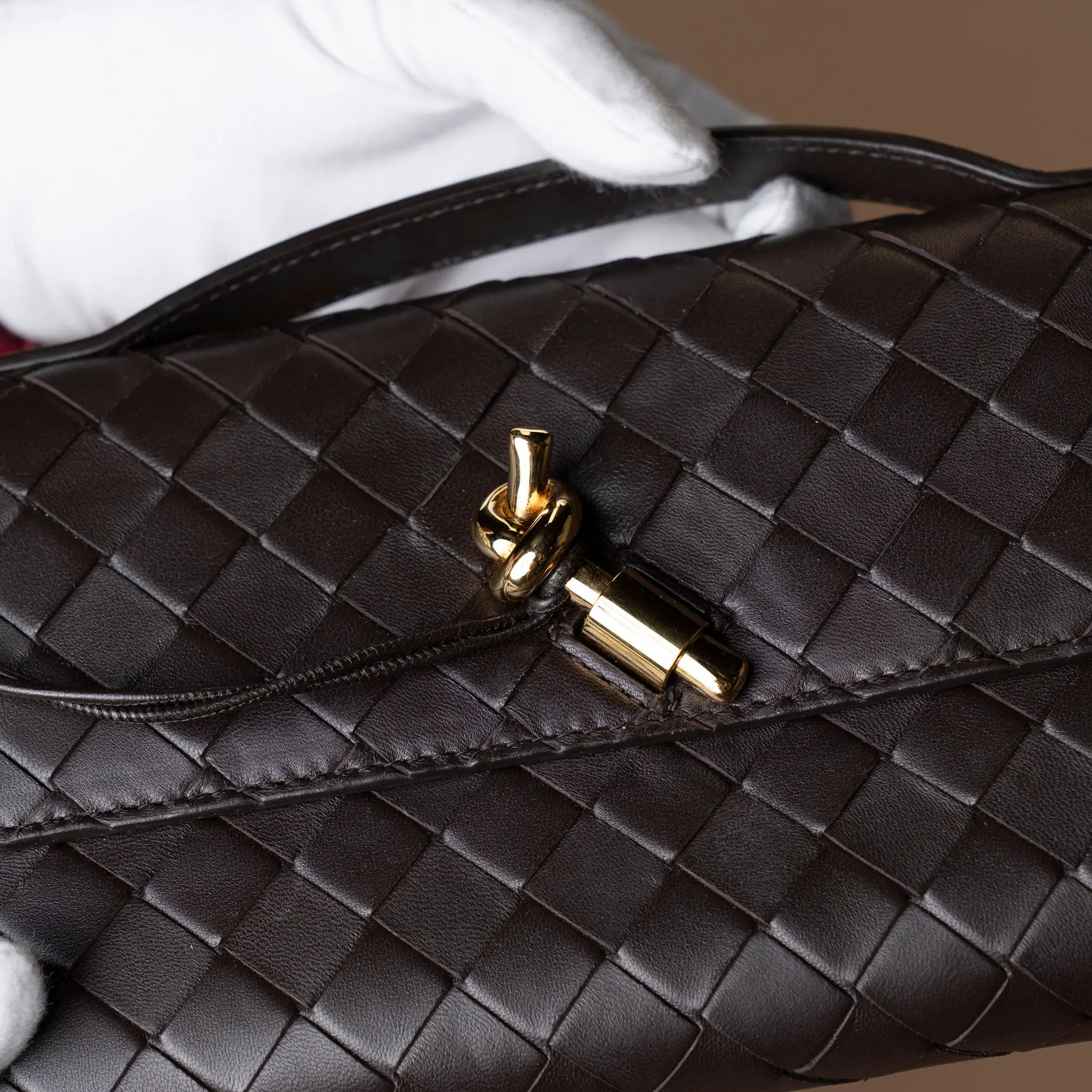 Bottega Veneta Lambskin Intrecciato Andiamo Clutch — Side Profile