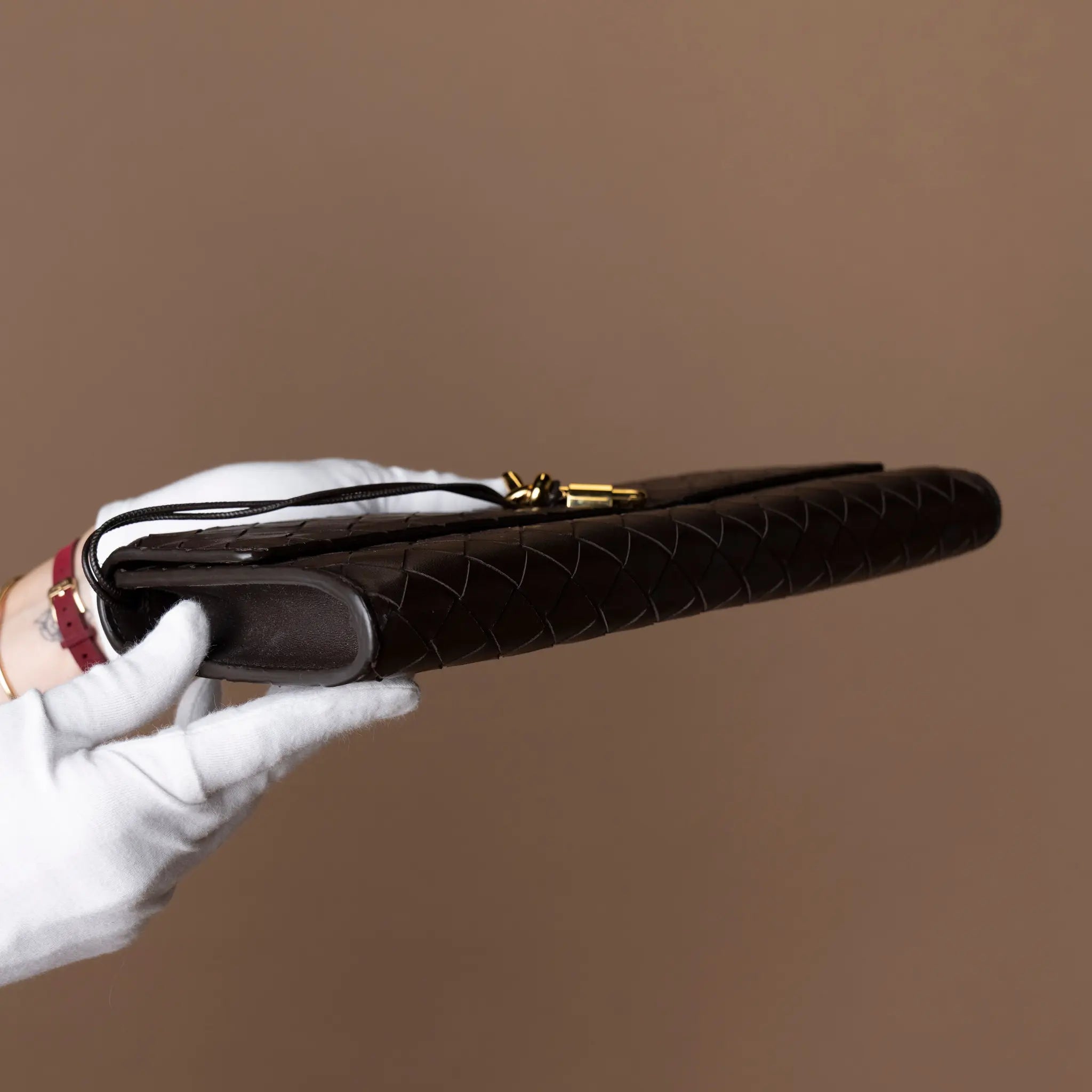 Bottega Veneta Lambskin Intrecciato Andiamo Clutch — Close-up Detail