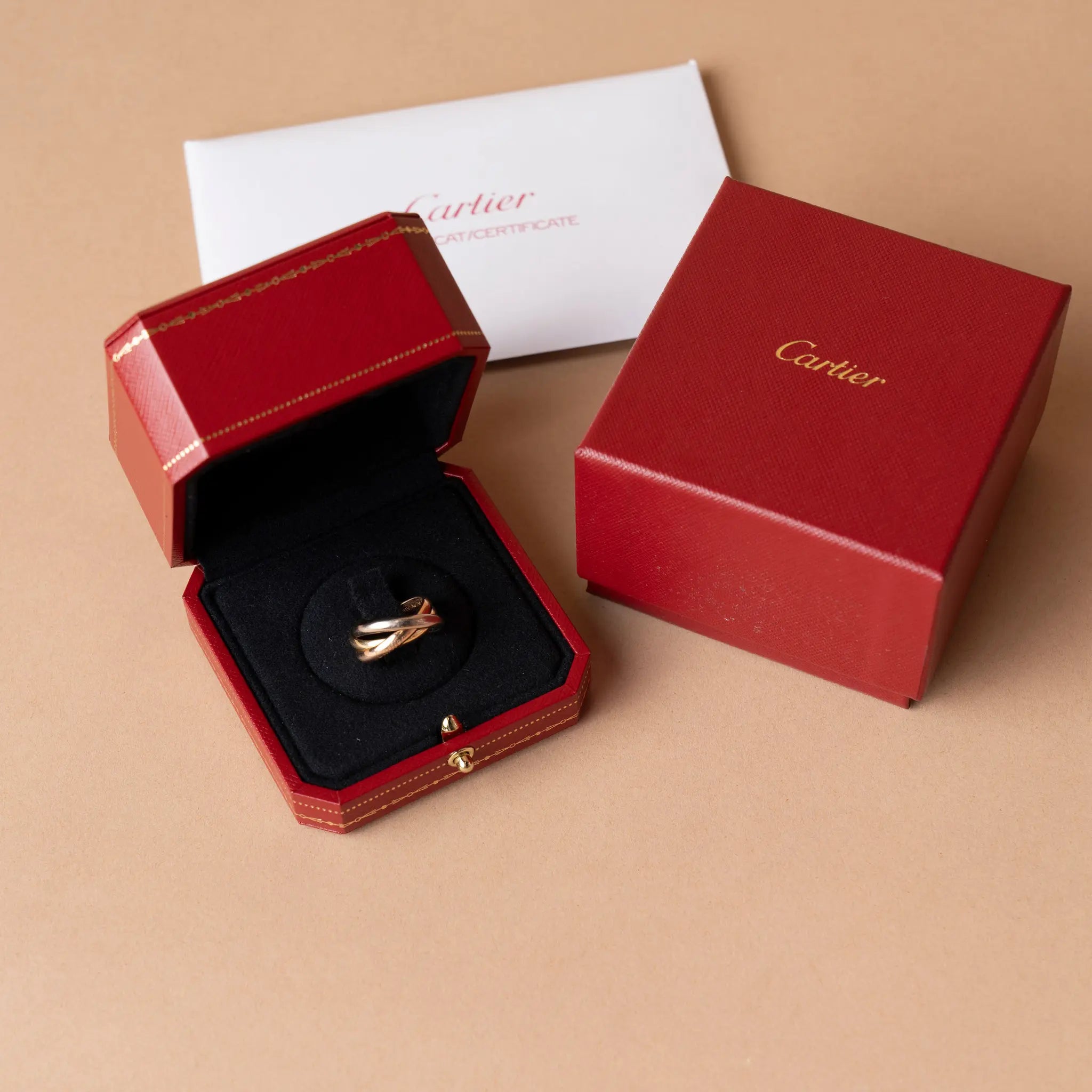 Cartier Anel Trinity Modelo Clássico — Featured Image