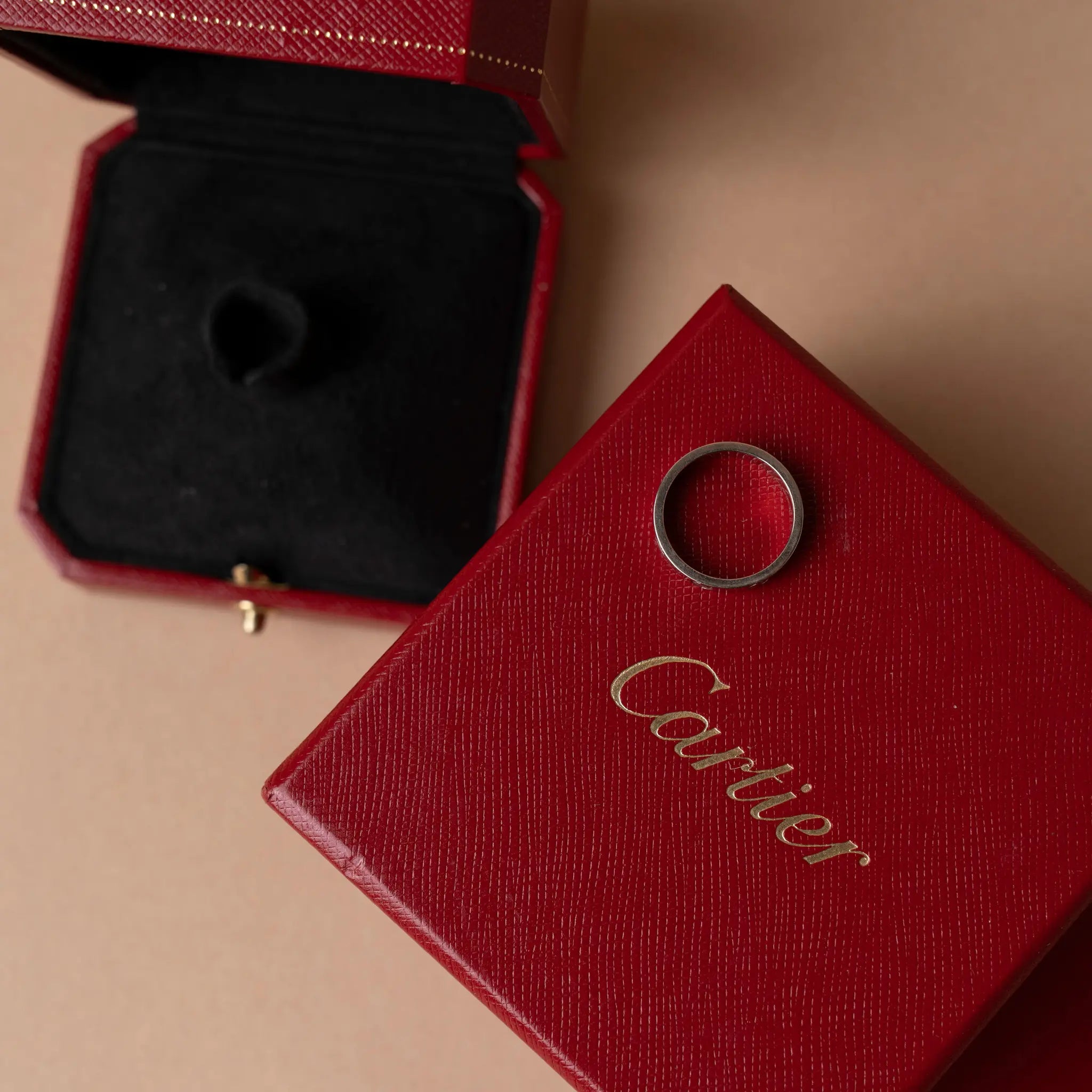 Cartier Love Ring White Gold — Interior Detail