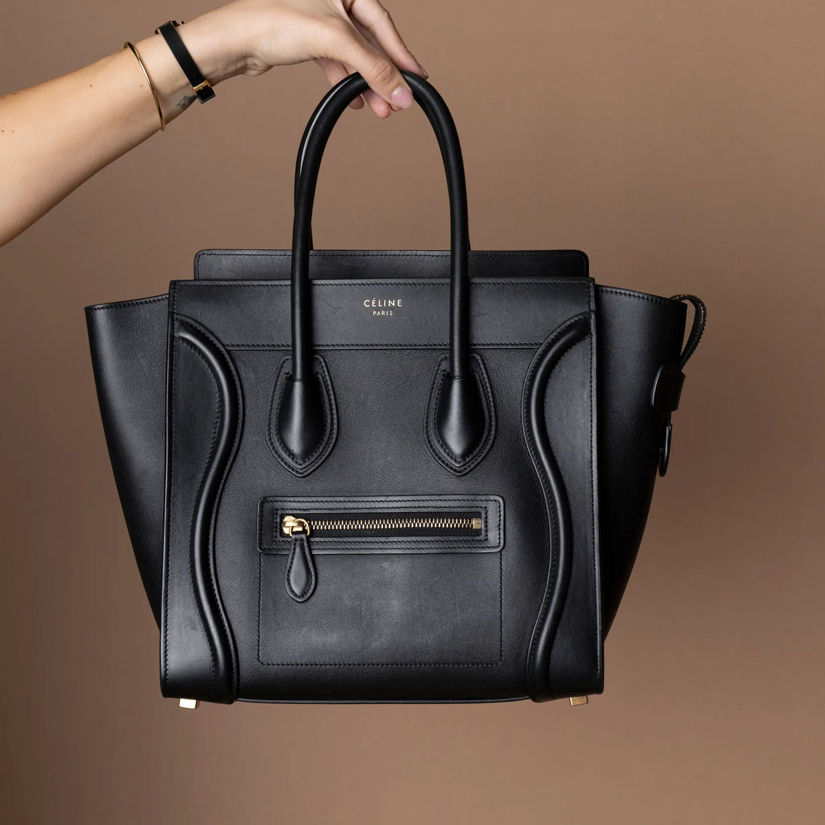 Celine Luggage Tote Bag — Featured Image