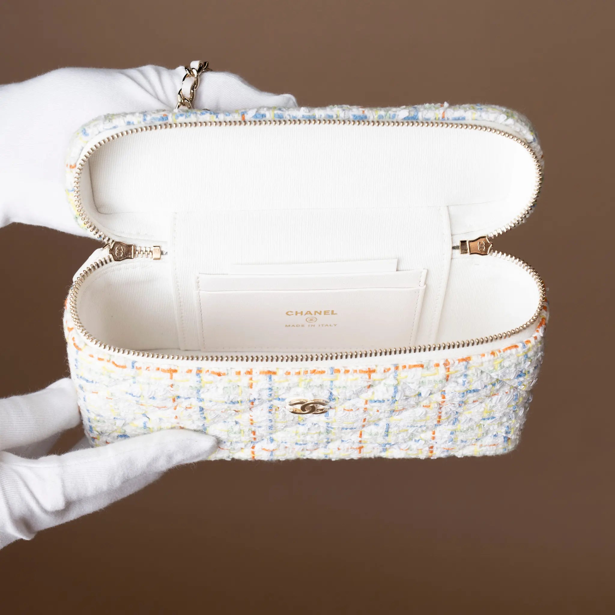 Chanel 25C Cruise CC Quilted Tweed Vanity Bag — Side Profile