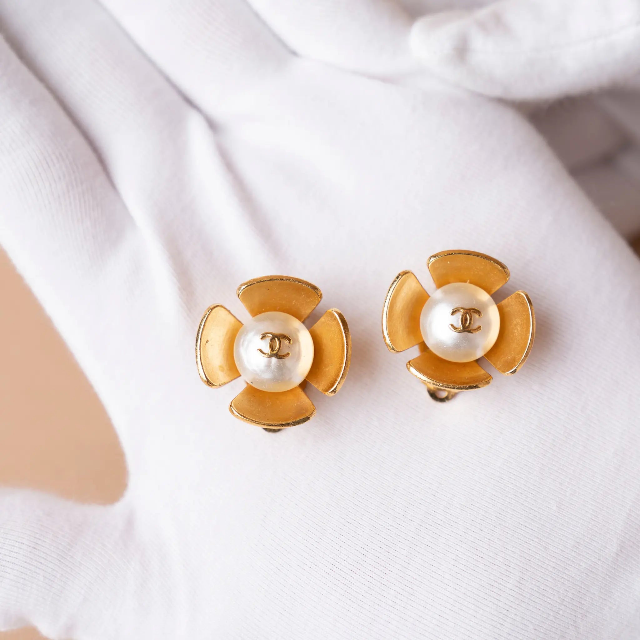 Chanel CC Gold Plated Faux Pearl Flower Clip On Earrings — Side Profile