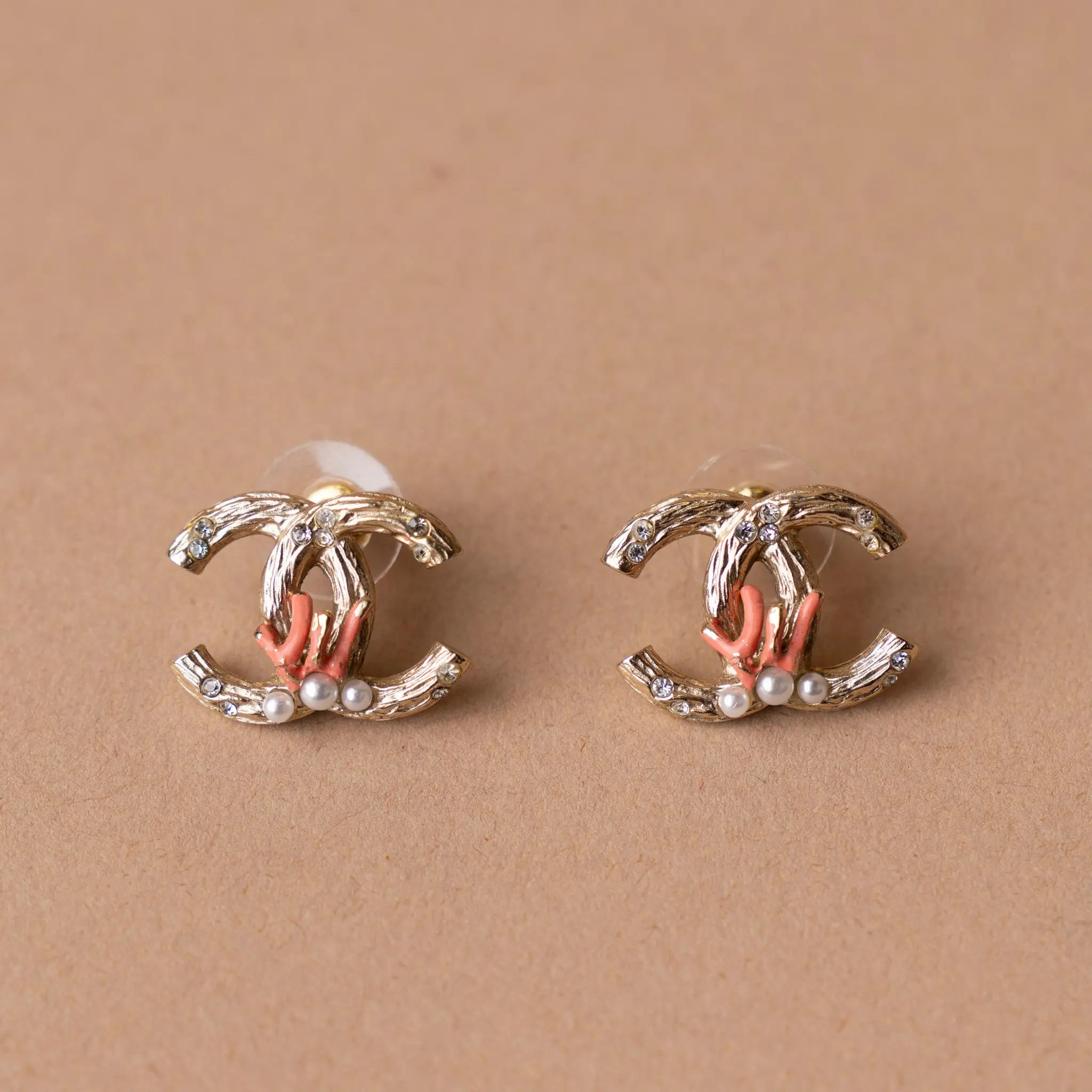 Chanel CC Gold Plated Faux Pearl Strass Push Back Earrings — Front View