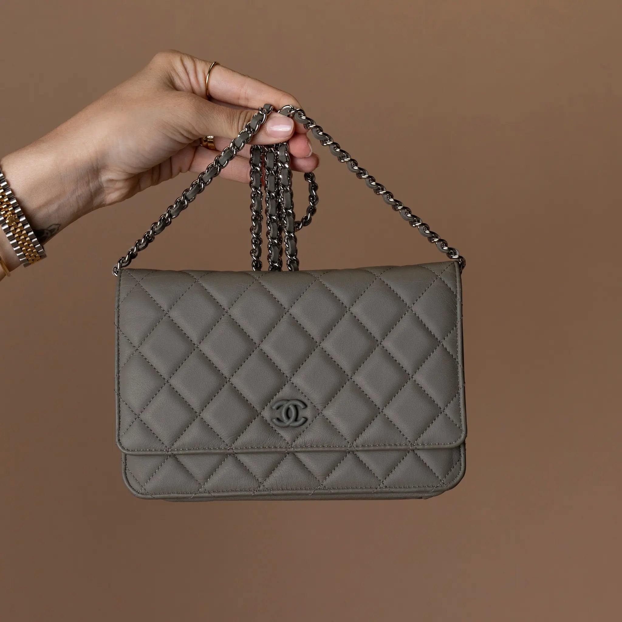 Chanel CC Quilted Lambskin Incognito Wallet On Chain — Front View