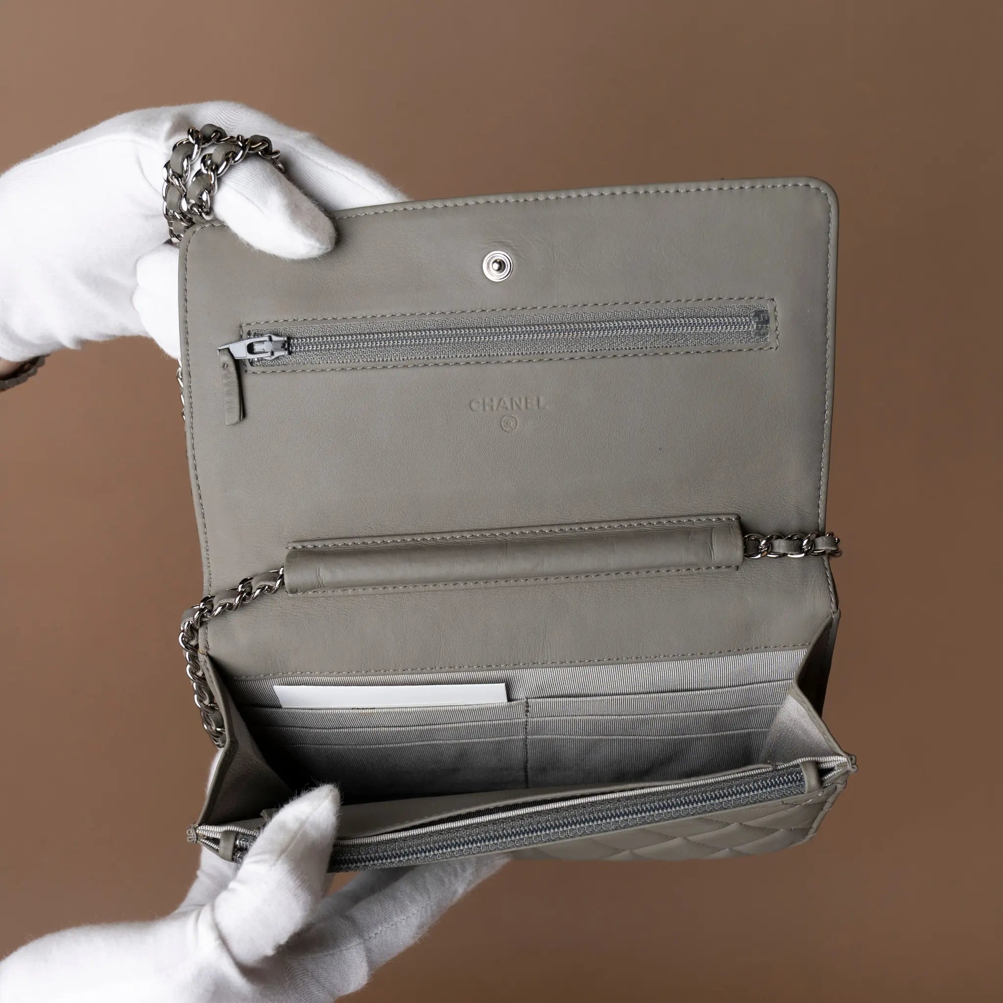 Chanel CC Quilted Lambskin Incognito Wallet On Chain — Interior Detail